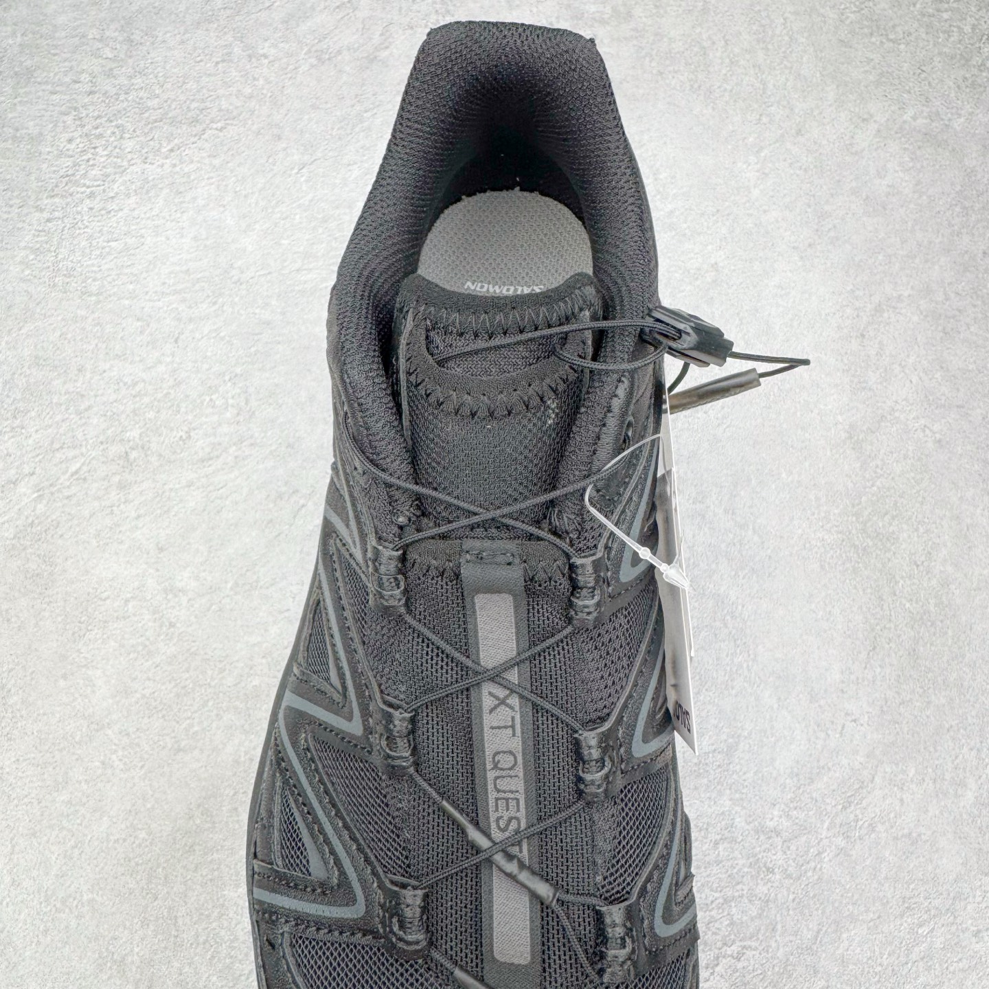 图片[5]-＃HP纯原 Salomon XT-QUEST ADV 萨洛蒙潮流越野机能户外功能鞋 纯原外贸平台特供订单 耗时半年巨作 全套原纸板楦头开发 原厂特供网布配套加持 确保原汁原味 完美呈现版型 原档数据独家私模五层组合大底 男女鞋同步官方开发至46.5 原装Ortholite轻量化鞋垫 中底布带钢印编号 原厂TPU锁扣 进口港宝加持 后跟自然饱满 还原公司包裹性 基于 SALOMON 初代 XT 鞋身造型并搭载 4D ADVANCED CHASSIS™ 大底打造而成 为这款 XT-QUEST 带来了多项足部控制与保护等功能性 如在运动过程中控制左右晃动的过程而提高稳定性、改善长途越野过程中足中到足尖的过渡、提高感知岩石的精确度以抵抗尖锐物体对脚底的伤害以及采用动态缓冲来增强穿着舒适感 从而减轻疲劳感 使 XT-QUEST 成为一双舒适且安全的户外之履 尺码：36 36.5 37.5 38 38.5 39 40 40.5 41 42 42.5 43 44 44.5 45 46.5-选品中心