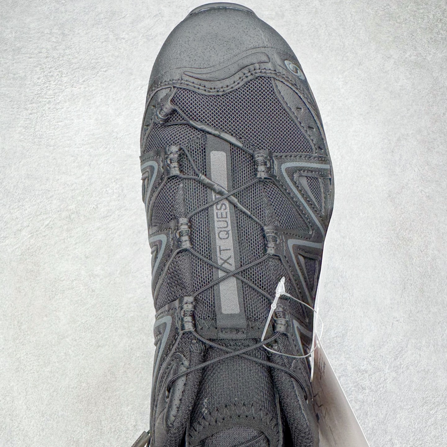 图片[4]-＃HP纯原 Salomon XT-QUEST ADV 萨洛蒙潮流越野机能户外功能鞋 纯原外贸平台特供订单 耗时半年巨作 全套原纸板楦头开发 原厂特供网布配套加持 确保原汁原味 完美呈现版型 原档数据独家私模五层组合大底 男女鞋同步官方开发至46.5 原装Ortholite轻量化鞋垫 中底布带钢印编号 原厂TPU锁扣 进口港宝加持 后跟自然饱满 还原公司包裹性 基于 SALOMON 初代 XT 鞋身造型并搭载 4D ADVANCED CHASSIS™ 大底打造而成 为这款 XT-QUEST 带来了多项足部控制与保护等功能性 如在运动过程中控制左右晃动的过程而提高稳定性、改善长途越野过程中足中到足尖的过渡、提高感知岩石的精确度以抵抗尖锐物体对脚底的伤害以及采用动态缓冲来增强穿着舒适感 从而减轻疲劳感 使 XT-QUEST 成为一双舒适且安全的户外之履 尺码：36 36.5 37.5 38 38.5 39 40 40.5 41 42 42.5 43 44 44.5 45 46.5-选品中心