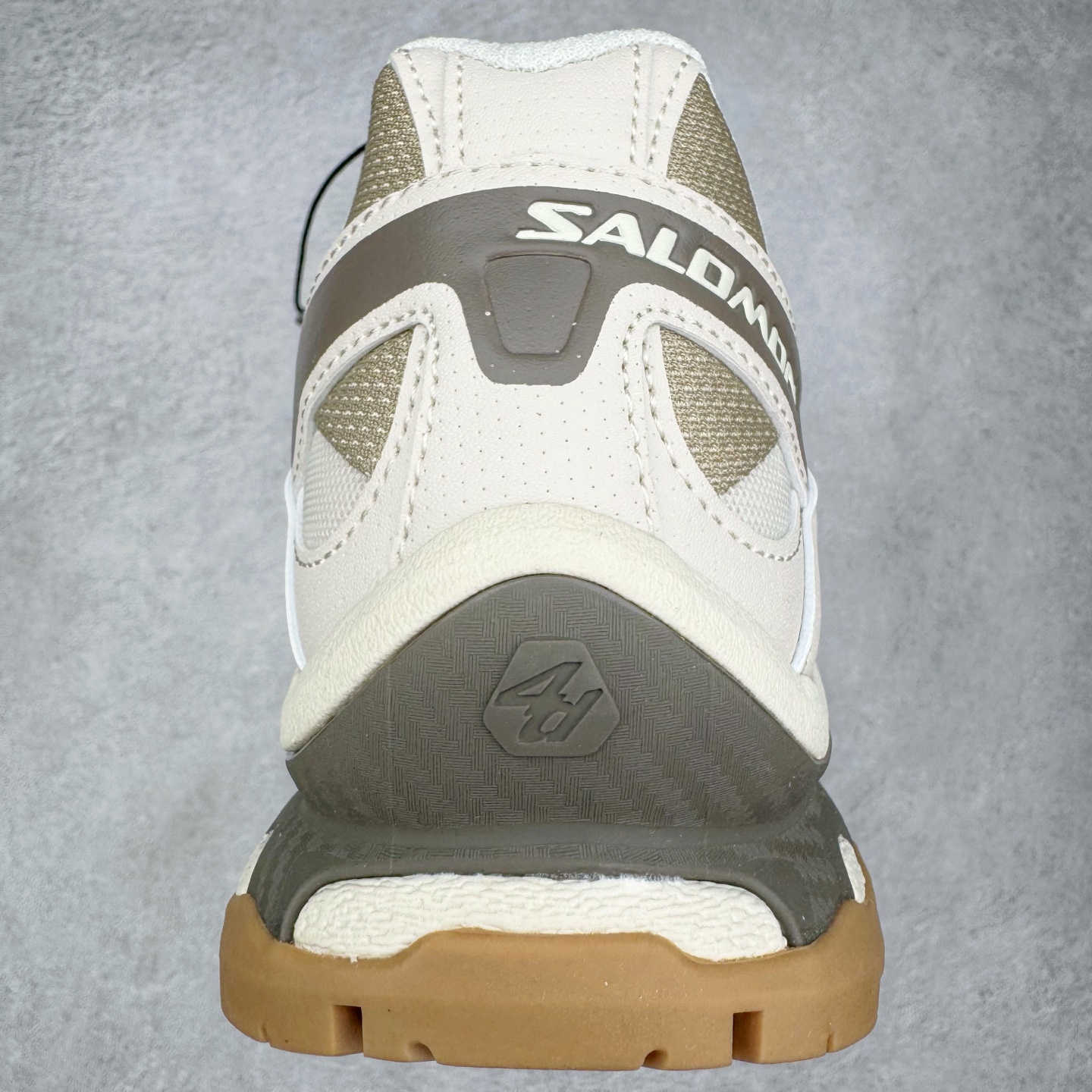 图片[8]-＃HP纯原 Salomon XT-QUEST ADV 萨洛蒙潮流越野机能户外功能鞋 纯原外贸平台特供订单 耗时半年巨作 全套原纸板楦头开发 原厂特供网布配套加持 确保原汁原味 完美呈现版型 原档数据独家私模五层组合大底 男女鞋同步官方开发至46.5 原装Ortholite轻量化鞋垫 中底布带钢印编号 原厂TPU锁扣 进口港宝加持 后跟自然饱满 还原公司包裹性 基于 SALOMON 初代 XT 鞋身造型并搭载 4D ADVANCED CHASSIS™ 大底打造而成 为这款 XT-QUEST 带来了多项足部控制与保护等功能性 如在运动过程中控制左右晃动的过程而提高稳定性、改善长途越野过程中足中到足尖的过渡、提高感知岩石的精确度以抵抗尖锐物体对脚底的伤害以及采用动态缓冲来增强穿着舒适感 从而减轻疲劳感 使 XT-QUEST 成为一双舒适且安全的户外之履 尺码：36 36.5 37.5 38 38.5 39 40 40.5 41 42 42.5 43 44 44.5 45 46.5-选品中心