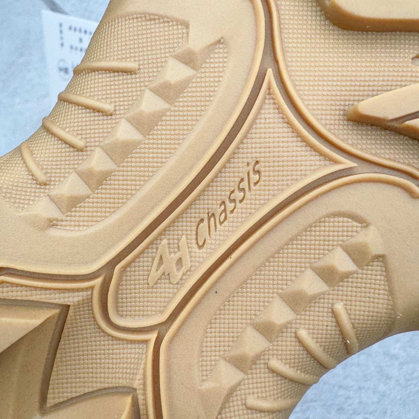 图片[20]-＃HP纯原 Salomon XT-QUEST ADV 萨洛蒙潮流越野机能户外功能鞋 纯原外贸平台特供订单 耗时半年巨作 全套原纸板楦头开发 原厂特供网布配套加持 确保原汁原味 完美呈现版型 原档数据独家私模五层组合大底 男女鞋同步官方开发至46.5 原装Ortholite轻量化鞋垫 中底布带钢印编号 原厂TPU锁扣 进口港宝加持 后跟自然饱满 还原公司包裹性 基于 SALOMON 初代 XT 鞋身造型并搭载 4D ADVANCED CHASSIS™ 大底打造而成 为这款 XT-QUEST 带来了多项足部控制与保护等功能性 如在运动过程中控制左右晃动的过程而提高稳定性、改善长途越野过程中足中到足尖的过渡、提高感知岩石的精确度以抵抗尖锐物体对脚底的伤害以及采用动态缓冲来增强穿着舒适感 从而减轻疲劳感 使 XT-QUEST 成为一双舒适且安全的户外之履 尺码：36 36.5 37.5 38 38.5 39 40 40.5 41 42 42.5 43 44 44.5 45 46.5-选品中心