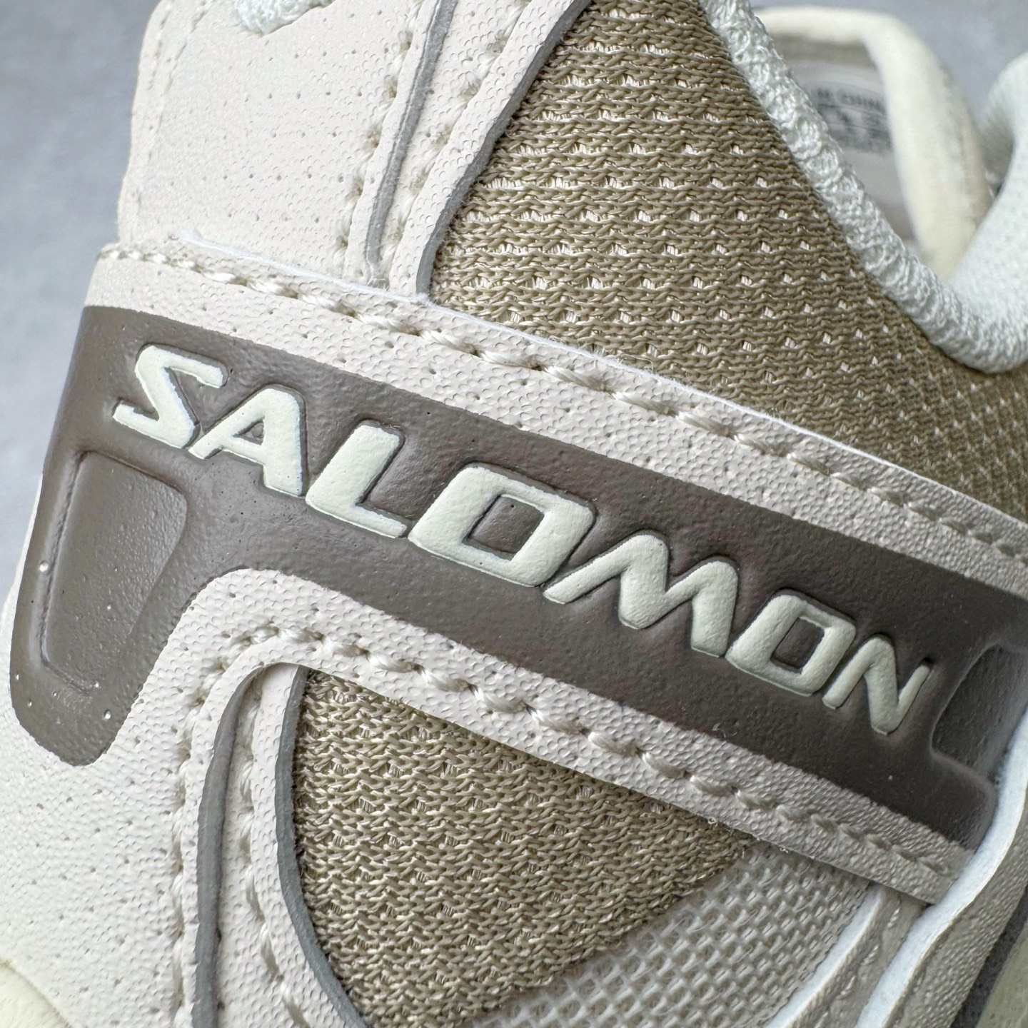 图片[15]-＃HP纯原 Salomon XT-QUEST ADV 萨洛蒙潮流越野机能户外功能鞋 纯原外贸平台特供订单 耗时半年巨作 全套原纸板楦头开发 原厂特供网布配套加持 确保原汁原味 完美呈现版型 原档数据独家私模五层组合大底 男女鞋同步官方开发至46.5 原装Ortholite轻量化鞋垫 中底布带钢印编号 原厂TPU锁扣 进口港宝加持 后跟自然饱满 还原公司包裹性 基于 SALOMON 初代 XT 鞋身造型并搭载 4D ADVANCED CHASSIS™ 大底打造而成 为这款 XT-QUEST 带来了多项足部控制与保护等功能性 如在运动过程中控制左右晃动的过程而提高稳定性、改善长途越野过程中足中到足尖的过渡、提高感知岩石的精确度以抵抗尖锐物体对脚底的伤害以及采用动态缓冲来增强穿着舒适感 从而减轻疲劳感 使 XT-QUEST 成为一双舒适且安全的户外之履 尺码：36 36.5 37.5 38 38.5 39 40 40.5 41 42 42.5 43 44 44.5 45 46.5-选品中心