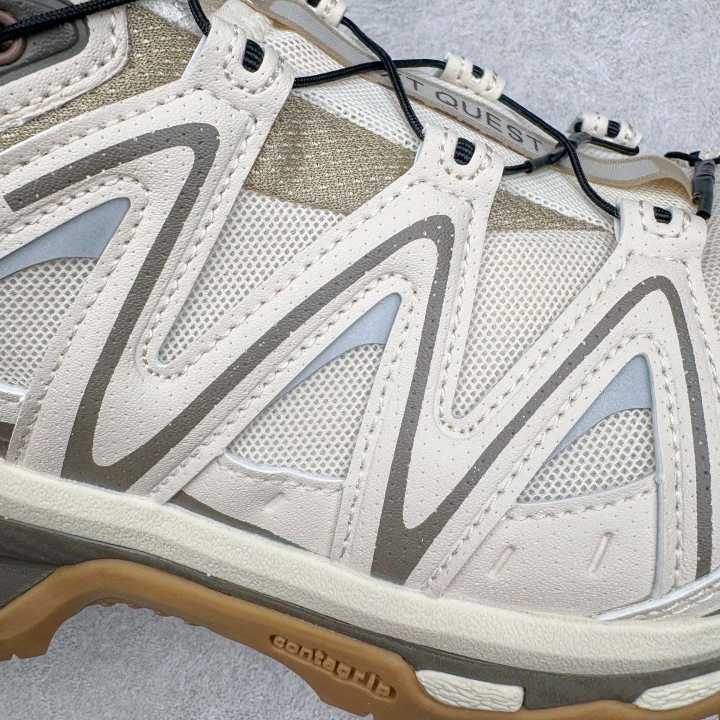 图片[18]-＃HP纯原 Salomon XT-QUEST ADV 萨洛蒙潮流越野机能户外功能鞋 纯原外贸平台特供订单 耗时半年巨作 全套原纸板楦头开发 原厂特供网布配套加持 确保原汁原味 完美呈现版型 原档数据独家私模五层组合大底 男女鞋同步官方开发至46.5 原装Ortholite轻量化鞋垫 中底布带钢印编号 原厂TPU锁扣 进口港宝加持 后跟自然饱满 还原公司包裹性 基于 SALOMON 初代 XT 鞋身造型并搭载 4D ADVANCED CHASSIS™ 大底打造而成 为这款 XT-QUEST 带来了多项足部控制与保护等功能性 如在运动过程中控制左右晃动的过程而提高稳定性、改善长途越野过程中足中到足尖的过渡、提高感知岩石的精确度以抵抗尖锐物体对脚底的伤害以及采用动态缓冲来增强穿着舒适感 从而减轻疲劳感 使 XT-QUEST 成为一双舒适且安全的户外之履 尺码：36 36.5 37.5 38 38.5 39 40 40.5 41 42 42.5 43 44 44.5 45 46.5-选品中心