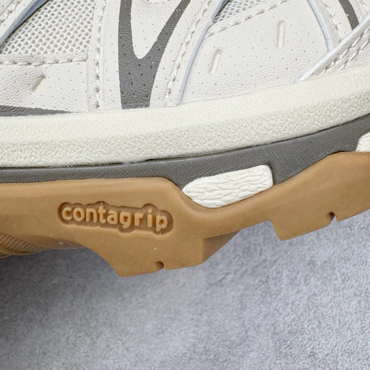 图片[19]-＃HP纯原 Salomon XT-QUEST ADV 萨洛蒙潮流越野机能户外功能鞋 纯原外贸平台特供订单 耗时半年巨作 全套原纸板楦头开发 原厂特供网布配套加持 确保原汁原味 完美呈现版型 原档数据独家私模五层组合大底 男女鞋同步官方开发至46.5 原装Ortholite轻量化鞋垫 中底布带钢印编号 原厂TPU锁扣 进口港宝加持 后跟自然饱满 还原公司包裹性 基于 SALOMON 初代 XT 鞋身造型并搭载 4D ADVANCED CHASSIS™ 大底打造而成 为这款 XT-QUEST 带来了多项足部控制与保护等功能性 如在运动过程中控制左右晃动的过程而提高稳定性、改善长途越野过程中足中到足尖的过渡、提高感知岩石的精确度以抵抗尖锐物体对脚底的伤害以及采用动态缓冲来增强穿着舒适感 从而减轻疲劳感 使 XT-QUEST 成为一双舒适且安全的户外之履 尺码：36 36.5 37.5 38 38.5 39 40 40.5 41 42 42.5 43 44 44.5 45 46.5-选品中心