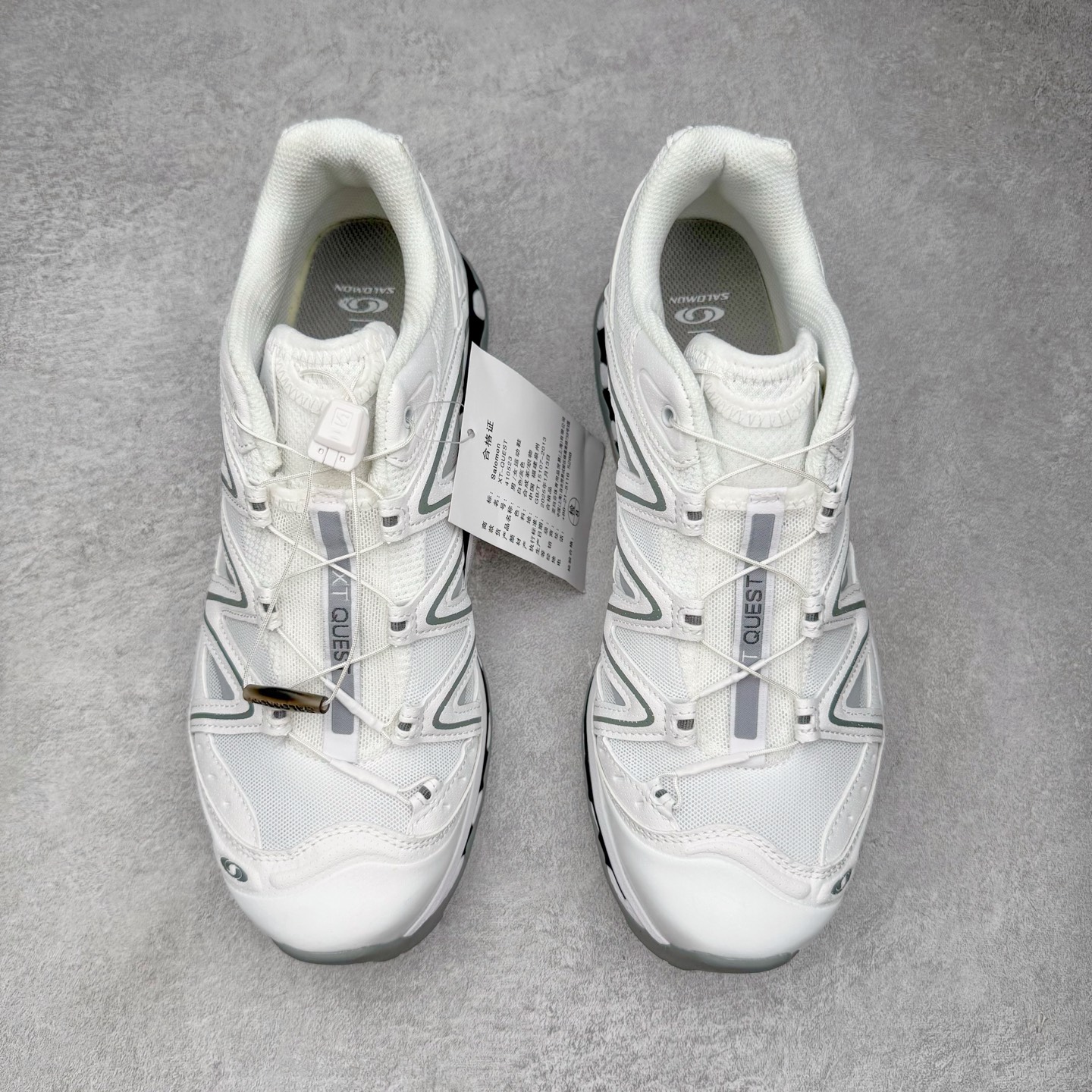 图片[2]-＃HP纯原 Salomon XT-QUEST ADV 萨洛蒙潮流越野机能户外功能鞋 纯原外贸平台特供订单 耗时半年巨作 全套原纸板楦头开发 原厂特供网布配套加持 确保原汁原味 完美呈现版型 原档数据独家私模五层组合大底 男女鞋同步官方开发至46.5 原装Ortholite轻量化鞋垫 中底布带钢印编号 原厂TPU锁扣 进口港宝加持 后跟自然饱满 还原公司包裹性 基于 SALOMON 初代 XT 鞋身造型并搭载 4D ADVANCED CHASSIS™ 大底打造而成 为这款 XT-QUEST 带来了多项足部控制与保护等功能性 如在运动过程中控制左右晃动的过程而提高稳定性、改善长途越野过程中足中到足尖的过渡、提高感知岩石的精确度以抵抗尖锐物体对脚底的伤害以及采用动态缓冲来增强穿着舒适感 从而减轻疲劳感 使 XT-QUEST 成为一双舒适且安全的户外之履 尺码：36 36.5 37.5 38 38.5 39 40 40.5 41 42 42.5 43 44 44.5 45 46.5-选品中心