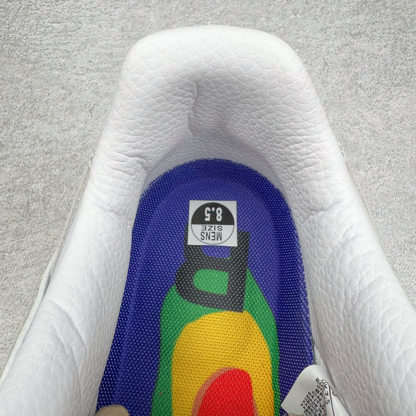 图片[17]-＃S2纯原 CPFM x NK Air Force 1 07 Low 空军一号系列低帮经典百搭休闲运动板鞋“联名放大补丁字母” FQ7069-100 近日，A$AP Bari 在其官方社交媒体上预告了 Cactus Plant Flea Market (CPFM) 和 Nike Air Force 1 Low 的全新配色。此次全新推出的紫色和苔藓绿配色，保留了原始黑白版本的标志性风格，均采用皮革鞋面、尼龙鞋舌、带有反光底衬的「AIR SUNSHINE」及同色 AF1 橡胶鞋底。尺码：39 40 40.5 41 42 42.5 43 44 44.5 45 46 47.5 48.5-选品中心