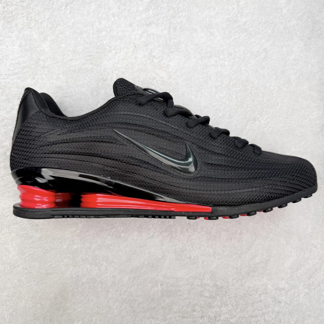 NK SHOX Z 舒适柔软减震回弹生活休闲鞋 男女同款 实拍调校N版已经零色差零失真 百分百还原实物色彩所见即所得 不存在货不对板色差等低级问题 选购参考实物拍摄 不混卖不参货 只用心做好货严格选品 承诺混一赔十 尺码：36 36.5 37.5 38 38.5 39 40 40.5 41 42 42.5 43 44 44.5 45-选品中心