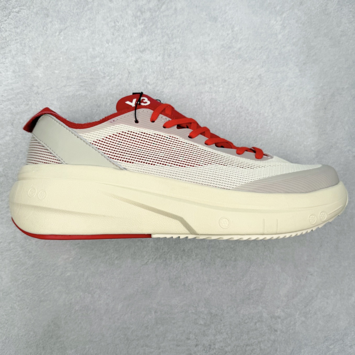 Y-3 皮革绒面革 百搭时尚 防滑 低帮 生活休闲鞋 男女同款 实拍调校N版已经零色差零失真 百分百还原实物色彩所见即所得 不存在货不对板色差等低级问题 选购参考实物拍摄 不混卖不参货 只用心做好货严格选品 承诺混一赔十 尺码:36 36.5 37.5 38 38.5 39 40 40.5 41 42 42.5 43 44 44.5 45-选品中心