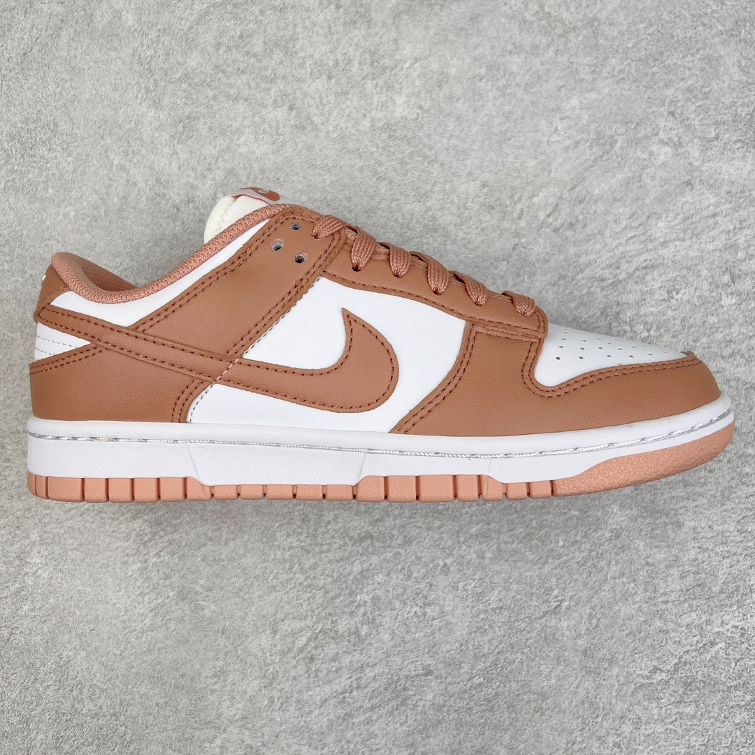 图片[5]-＃KZ神版福利 NK Dunk Low 毫无疑问市场中端王者 全码福利开炸 长期补货价格一步到位 毫无疑问市场中端王者 实力大厂出品 新配色陆续开发 利润个位数只为口碑 全套原纸板楦头开发 确保原汁原味 完美呈现DUNK版型 一比一鞋头弧度高度鞋身弧度 此版本只针对中端市场 皮料材质有所更替 其他数据细节工艺流程均保持一致 绝不口嗨 细节品控鞋型随意对比 独家私模官方第六代原厂航空铝磨具打磨大底 鞋头坡度极致还原 无解鞋型 原盒原配 圈内天花板工艺 原厂玻璃冲刀 超高清洁度 全鞋零毛边皮料切割 原厂中底布点胶 中底布拉帮走线遵循公司 尺码：36 36.5 37.5 38 38.5 39 40 40.5 41 42 42.5 43 44 44.5 45 46 47.5 48.5-选品中心