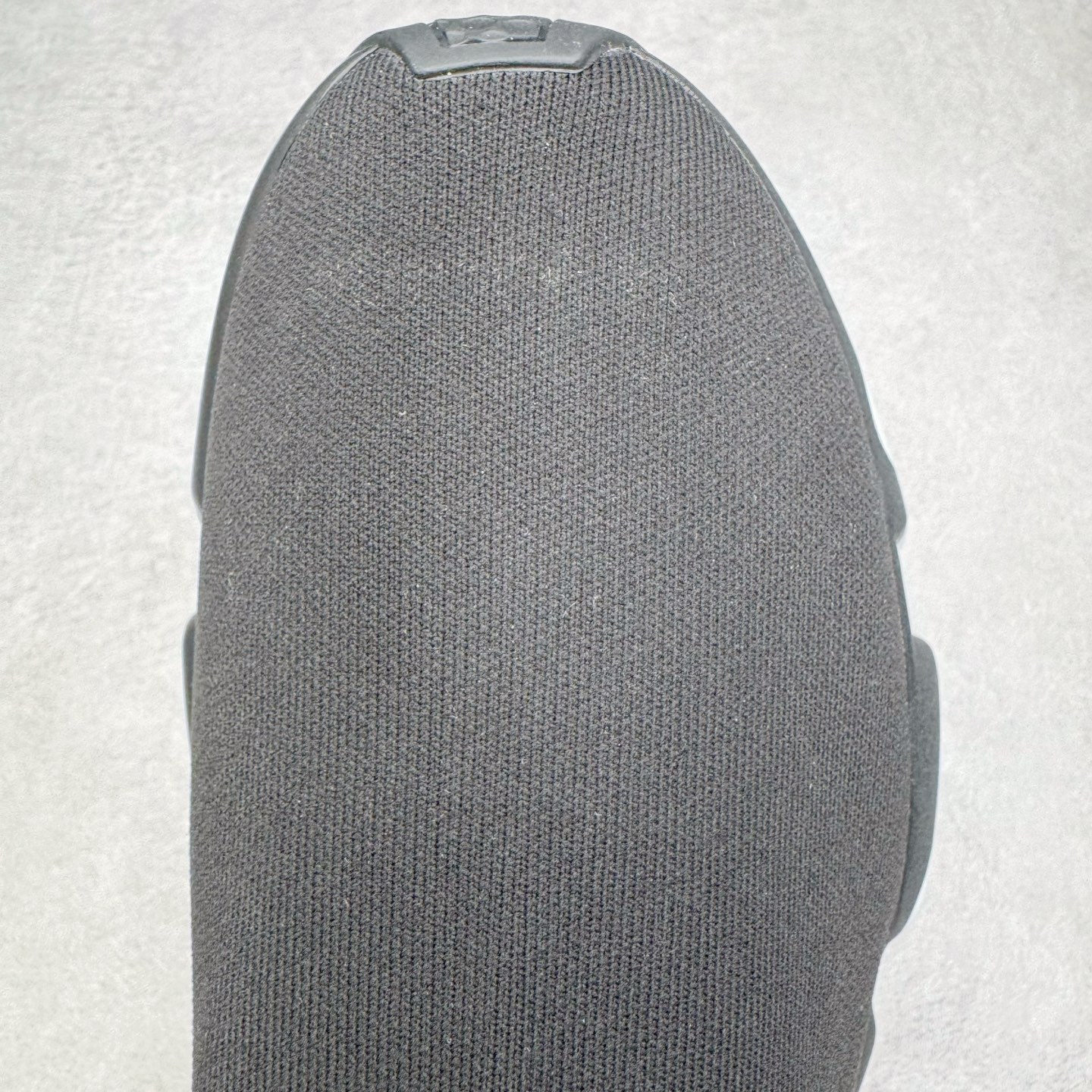 图片[11]-＃VG零售版 Balenciaga Speed stretch-knit Mid sneakers 巴黎世家中帮束脚针织袜子球鞋 原鞋开发唯一正确版本 正确印刷 百分百不掉字 一次成型MD大底 原盒原配防尘袋 全套原纸板楦头开发 最原汁原味的灵魂版型 全鞋荧光划线卡点 胶水把控整洁度追求极致完美 每一双都是工艺品 多重QC质检 超越公司货的品控标准 实实在在的免检产品 原盒原配 正确字体电绣 粗细、位置、大小正确 侧边TPU 透气孔匹配意产原版 正确气垫分离大底 TPU软底 原版一致大底LOGO 立体感十足 尺码：35 36 37 38 39 40 41 42 43 44 45 46-选品中心