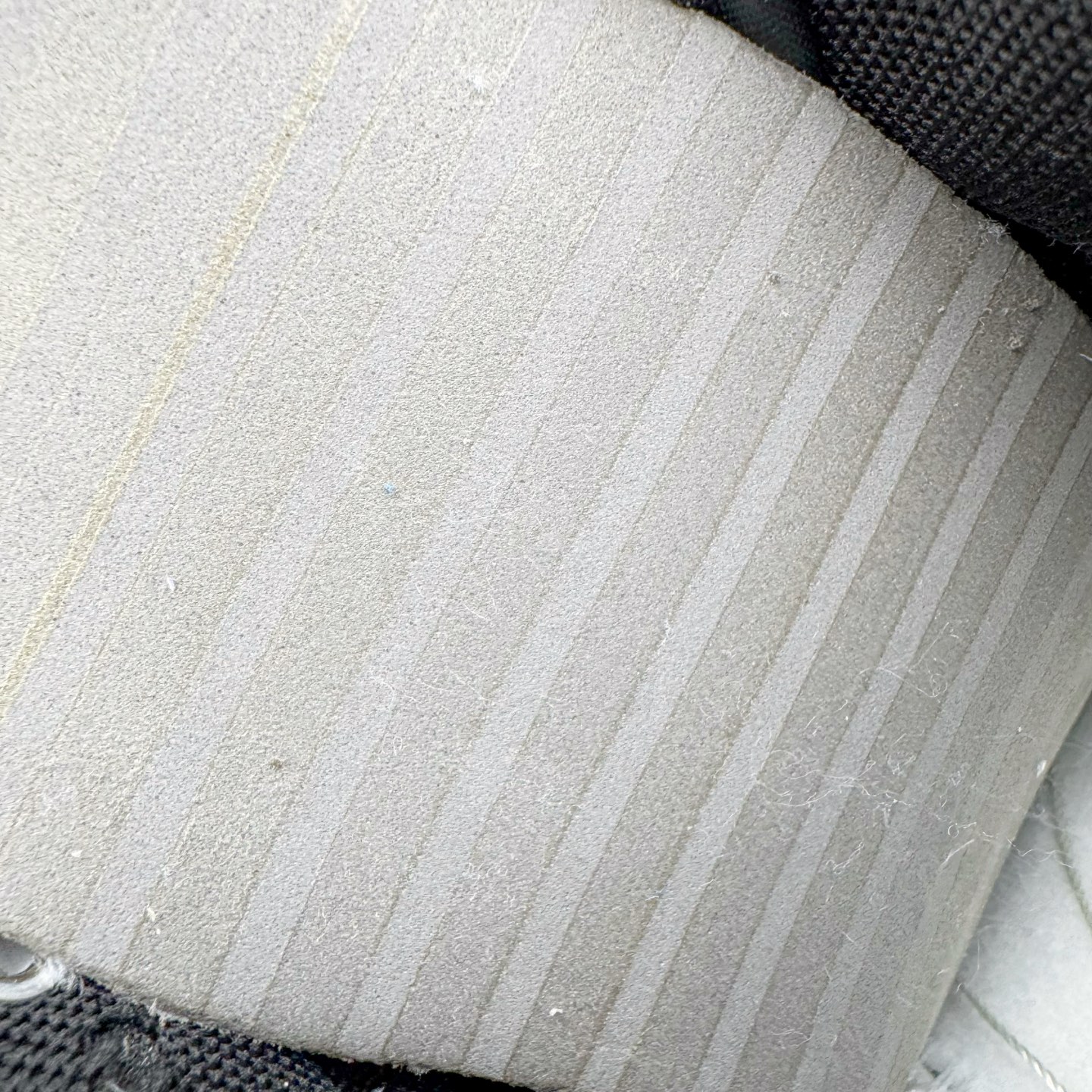 图片[20]-＃YC纯原 NK Dunk Low 逍遥游 BB0620-113 此款鞋身采用浅蓝磨砂皮革与纯白覆面拼接，如破晓时天空与云层的交织。荔枝纹黑色Swoosh 以锐利弧线贯穿鞋侧，附以米白编织绑带打破常规构造，强化整体机能感。后套破碎感英文镌刻于鞋侧，低调宣告定制级身份，为潮流玩家保留专属辨识度。定制系列天花板 无原鞋不开发 全系列得物原鞋一比一校对开发 配色持续更新中 终端对接 优势输出 全套原厂楦头原纸板数据档案倾力打造 原汁原味莞产 极致还原 圈内最强针车工艺 高端零售指定版 广东原厂配套原盒原标 鞋盒分三个尺码段 原厂冲刀 超高清洁度 全鞋零毛边皮料切割 采用原厂百宏鞋带以及原厂百宏织唛舌标 内标可供原厂几率过验 进口原装条纹中底布 四线拉帮白色点胶 原厂拉帮手法遵循公司 原厂电绣 极致还原 尺码：36 36.5 37.5 38 38.5 39 40 40.5 41 42 42.5 43 44 44.5 45 46-选品中心