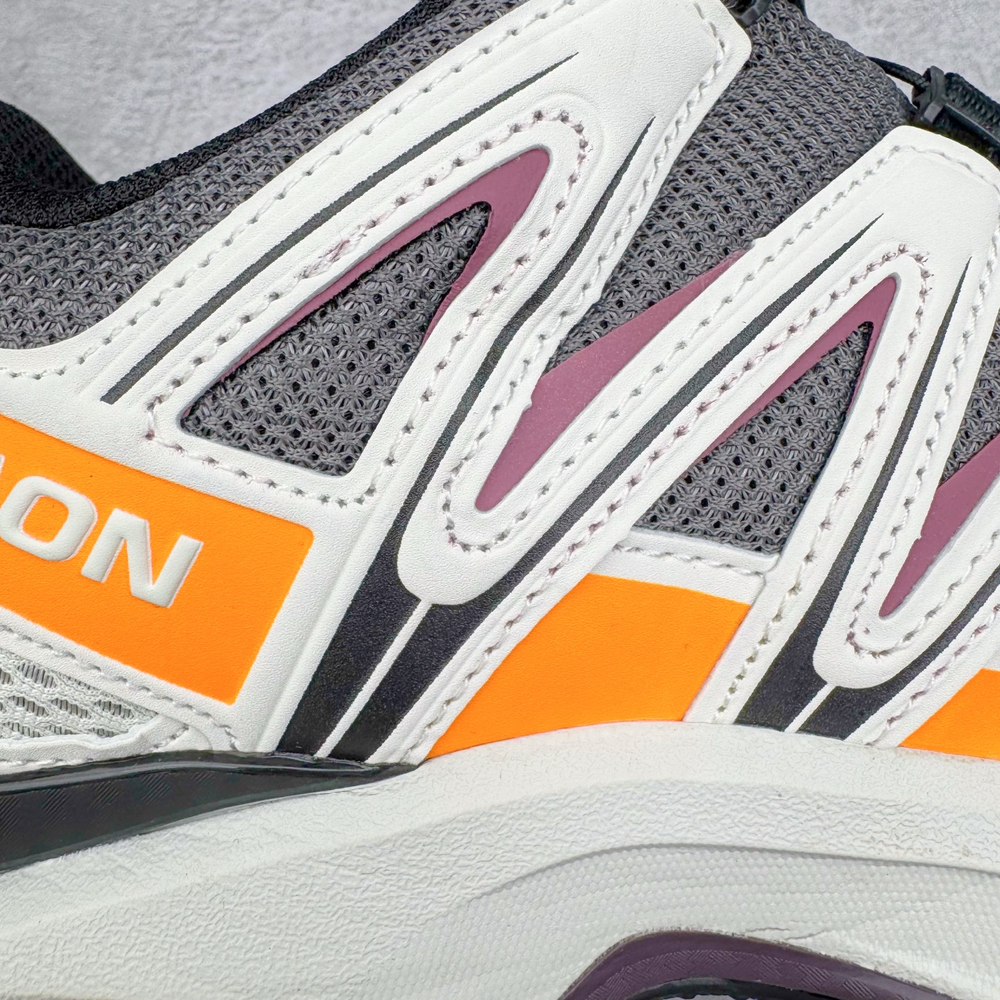 图片[20]-＃GX/绿X SALOMON XA Pro 3D ADV 萨洛蒙潮流越野机能户外功能鞋 纯原外贸平台特供订单 耗时半年巨作 全套原纸板楦头开发 原厂特供网布配套加持 确保原汁原味 完美呈现版型 原档数据独家私模五层组合大底 男女鞋同步官方开发至46.5 原装Ortholite轻量化鞋垫 中底布带钢印编号 原厂TPU锁扣 进口港宝加持 后跟自然饱满 还原公司包裹性 鞋面采用SENSIFT贴合技术 全方位贴合包裹脚型 鞋跟部鞋底牵引设计 提供强大的抓地性能 更适应野外崎岖不平的道路 其3D ADVANCED CHASSIS底盘 材料轻量大化 钉齿设计更具稳定性 防护性 鞋底易磨损区运用CONTAGRIP高耐磨材料 应对城市硬质路面长距离跑考验 尺码：36 36.5 37.5 38 38.5 39 40 40.5 41 42 42.5 43 44 44.5 45 46 46.5-选品中心