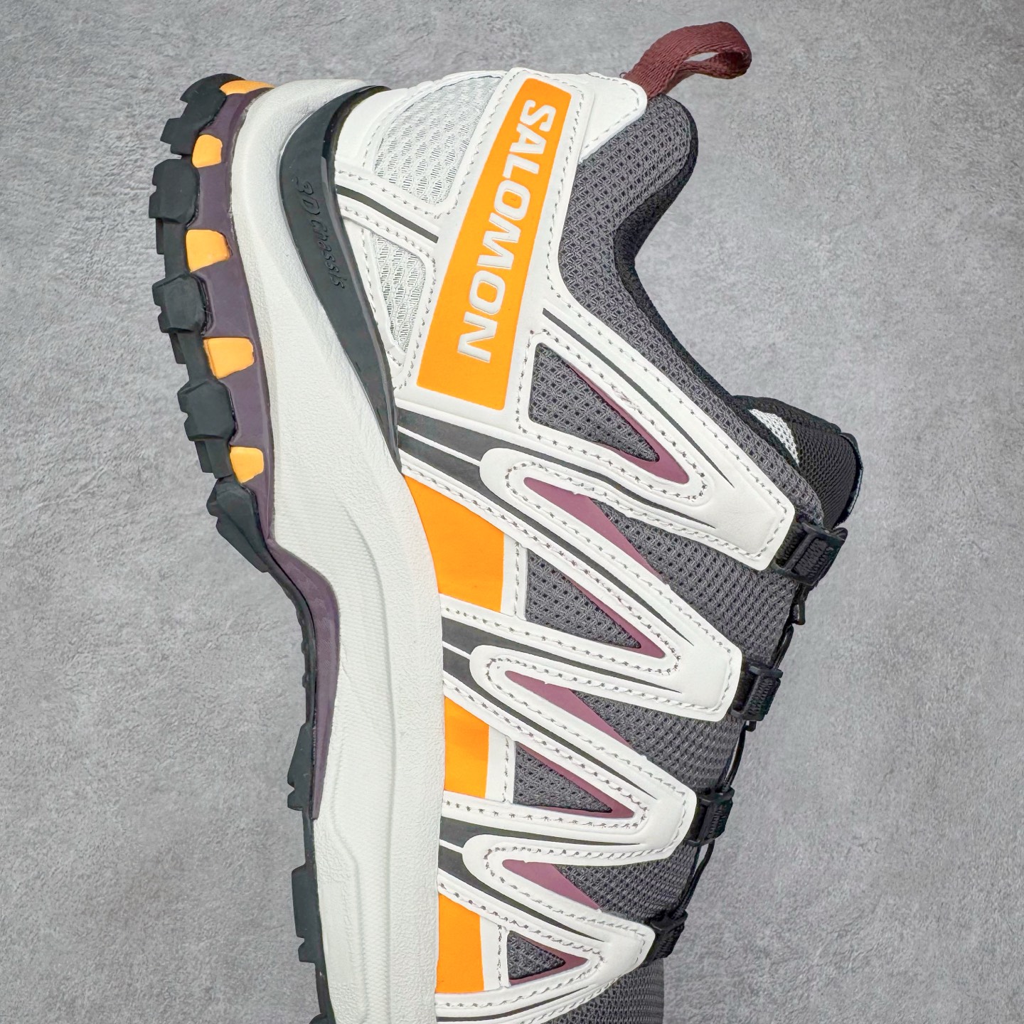 图片[6]-＃GX/绿X SALOMON XA Pro 3D ADV 萨洛蒙潮流越野机能户外功能鞋 纯原外贸平台特供订单 耗时半年巨作 全套原纸板楦头开发 原厂特供网布配套加持 确保原汁原味 完美呈现版型 原档数据独家私模五层组合大底 男女鞋同步官方开发至46.5 原装Ortholite轻量化鞋垫 中底布带钢印编号 原厂TPU锁扣 进口港宝加持 后跟自然饱满 还原公司包裹性 鞋面采用SENSIFT贴合技术 全方位贴合包裹脚型 鞋跟部鞋底牵引设计 提供强大的抓地性能 更适应野外崎岖不平的道路 其3D ADVANCED CHASSIS底盘 材料轻量大化 钉齿设计更具稳定性 防护性 鞋底易磨损区运用CONTAGRIP高耐磨材料 应对城市硬质路面长距离跑考验 尺码：36 36.5 37.5 38 38.5 39 40 40.5 41 42 42.5 43 44 44.5 45 46 46.5-选品中心