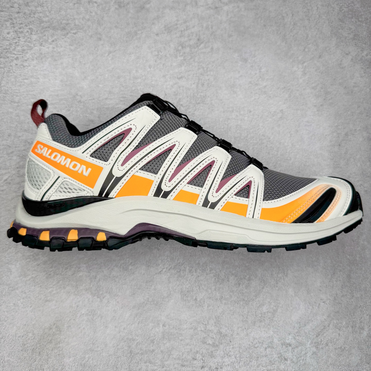 ＃GX/绿X SALOMON XA Pro 3D ADV 萨洛蒙潮流越野机能户外功能鞋 纯原外贸平台特供订单 耗时半年巨作 全套原纸板楦头开发 原厂特供网布配套加持 确保原汁原味 完美呈现版型 原档数据独家私模五层组合大底 男女鞋同步官方开发至46.5 原装Ortholite轻量化鞋垫 中底布带钢印编号 原厂TPU锁扣 进口港宝加持 后跟自然饱满 还原公司包裹性 鞋面采用SENSIFT贴合技术 全方位贴合包裹脚型 鞋跟部鞋底牵引设计 提供强大的抓地性能 更适应野外崎岖不平的道路 其3D ADVANCED CHASSIS底盘 材料轻量大化 钉齿设计更具稳定性 防护性 鞋底易磨损区运用CONTAGRIP高耐磨材料 应对城市硬质路面长距离跑考验 尺码：36 36.5 37.5 38 38.5 39 40 40.5 41 42 42.5 43 44 44.5 45 46 46.5-选品中心