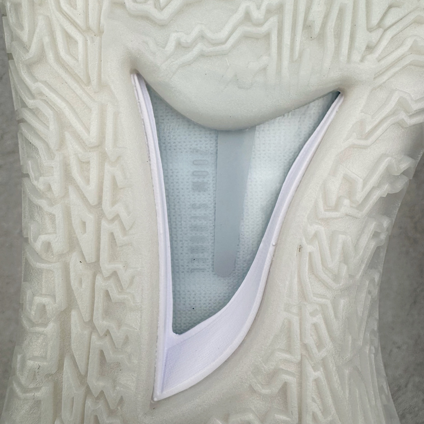 图片[20]-＃灭世纯原 NK ZOOM GT CUT 1 低帮实战篮球鞋 CZ0176-102 历时三月调试 完美版型独家呈现 独家革新四层加厚复合鞋面 鞋面强度及支撑性能秒杀市场尝鲜纯原 独家内置高韧性TPU抗扭片 尝鲜纯原无抗扭片 原厂ZOOM 配套工艺气垫 澎湃脚感上脚可鉴 区分市场假气垫 低气压气垫 大底正确拼接式SWOOSH图案 区分市场一体式贴膜 原厂REACT中底发泡模具 前掌纹路极其立体 防滑性能优异 实战出真知 历经多位圈内大神实战测试 尺码：39 40 40.5 41 42 42.5 43 44 44.5 45 46-选品中心