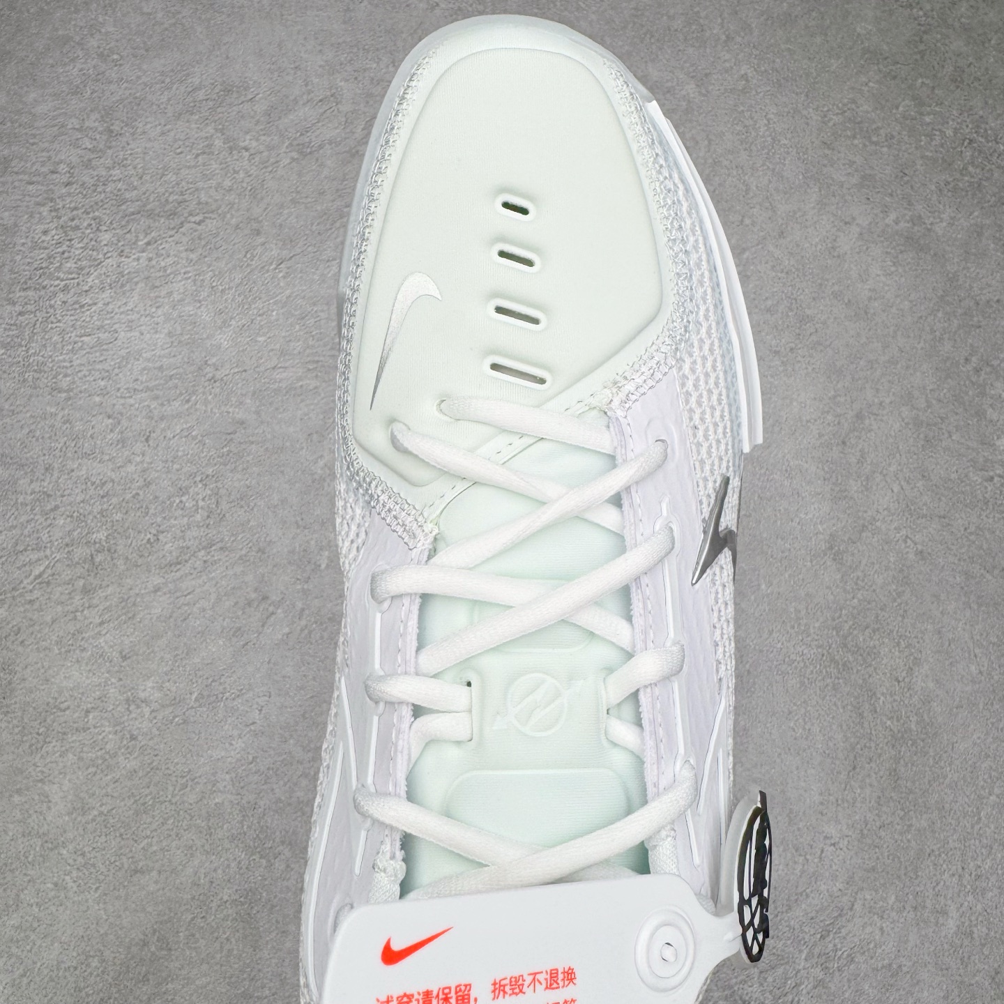 图片[4]-＃灭世纯原 NK ZOOM GT CUT 1 低帮实战篮球鞋 CZ0176-102 历时三月调试 完美版型独家呈现 独家革新四层加厚复合鞋面 鞋面强度及支撑性能秒杀市场尝鲜纯原 独家内置高韧性TPU抗扭片 尝鲜纯原无抗扭片 原厂ZOOM 配套工艺气垫 澎湃脚感上脚可鉴 区分市场假气垫 低气压气垫 大底正确拼接式SWOOSH图案 区分市场一体式贴膜 原厂REACT中底发泡模具 前掌纹路极其立体 防滑性能优异 实战出真知 历经多位圈内大神实战测试 尺码：39 40 40.5 41 42 42.5 43 44 44.5 45 46-选品中心