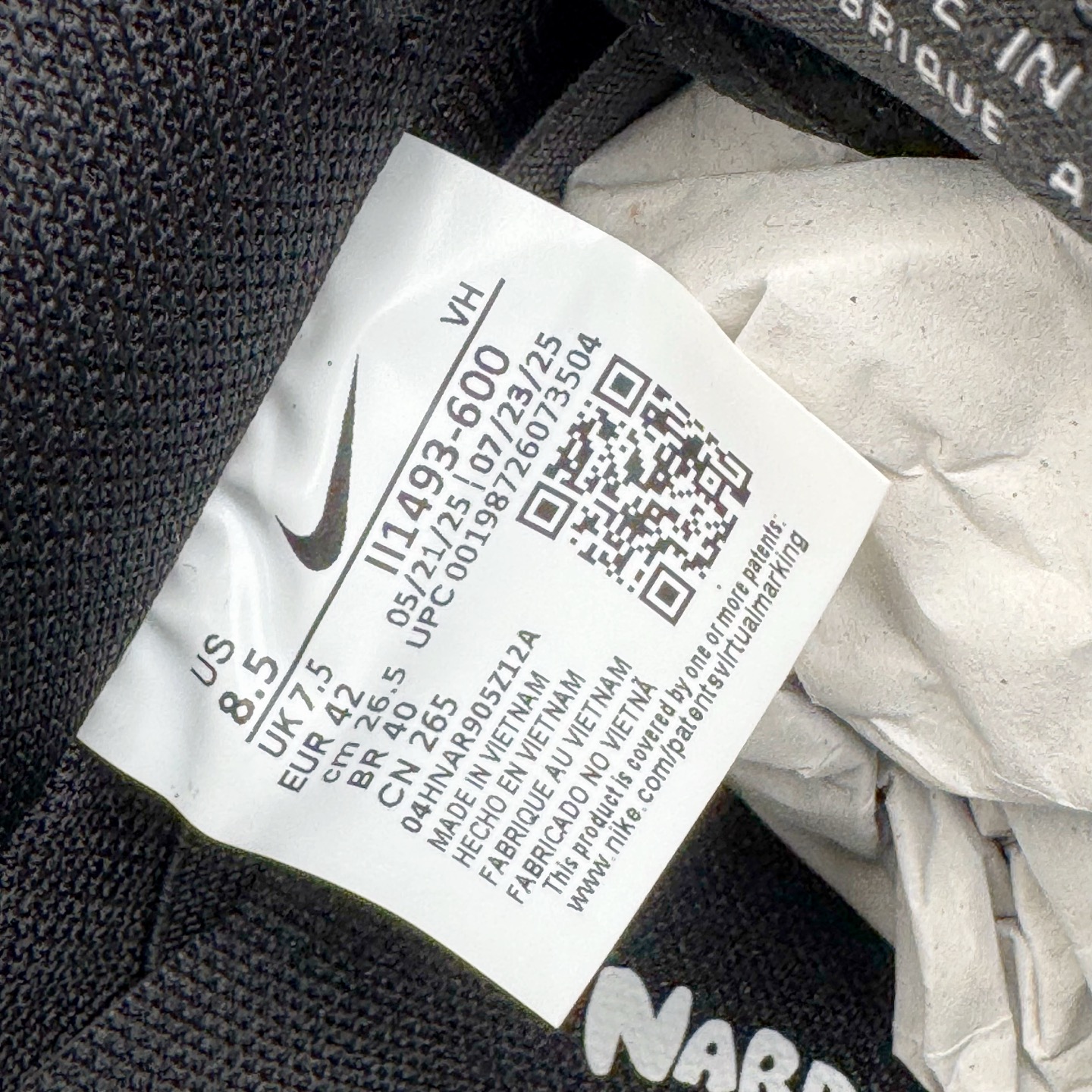 图片[20]-＃纯原 Nardwuar x NK SB Dunk Low 联名苏格兰纹红蓝 II1493-600 独家原厂航空铝磨具打磨大底 鞋头坡度极致还原 原盒原配 圈内天花板工艺 原厂冲刀 超高清洁度 全鞋零毛边皮料切割 全套原楦原模倾力打造完美版型 采用原厂百宏鞋带以及原厂百宏织唛舌标 内标可供原厂几率过验 原厂中底布黄色点胶 原厂中底布拉帮走线遵循公司‼️尺码：36 36.5 37.5 38 38.5 39 40 40.5 41 42 42.5 43 44 44.5 45 46 47.5-选品中心