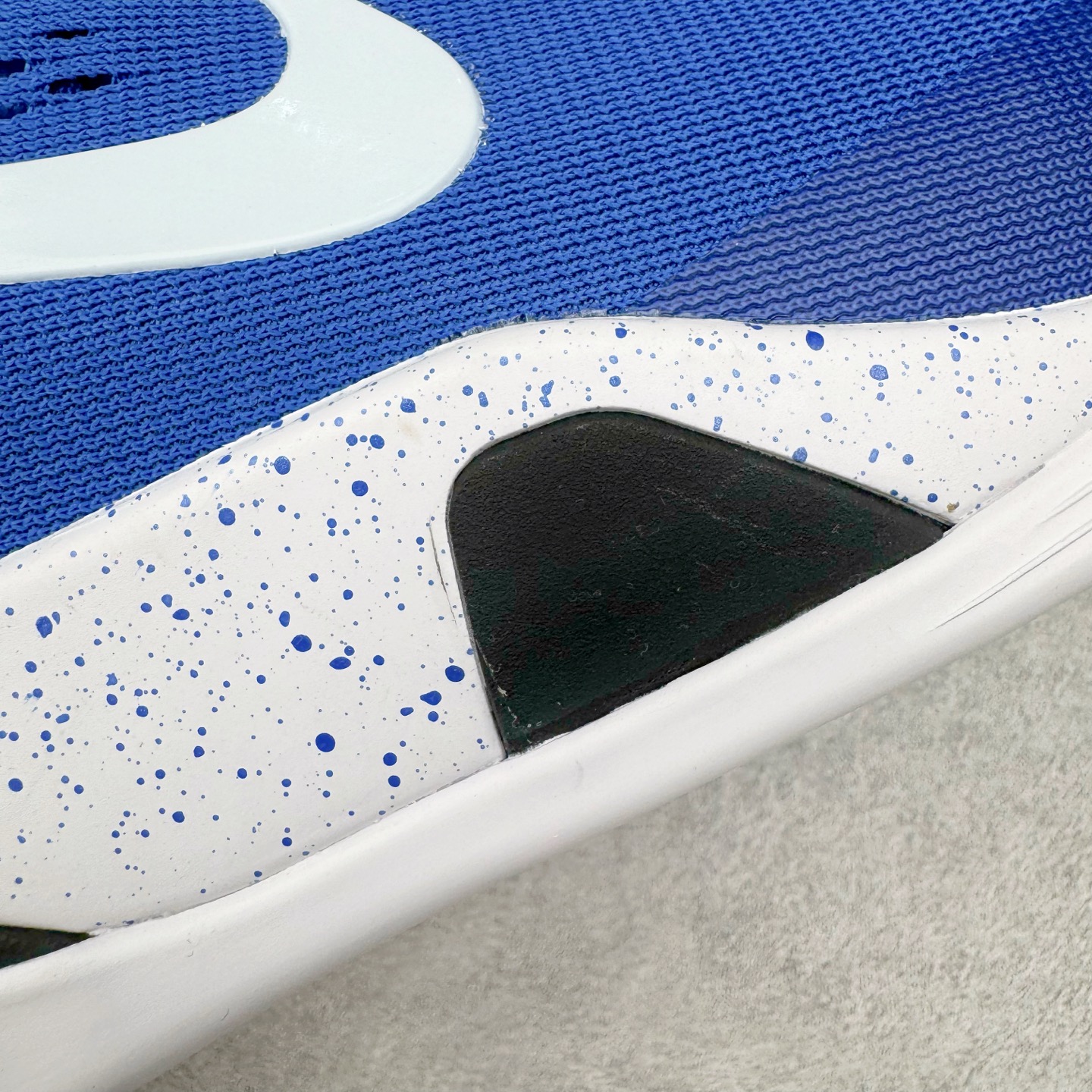 图片[18]-＃S2纯原 Nike Kobe 9 Low Protro 科比九代舒适减震防滑低帮篮球鞋 蓝色 IH1401-400 React科技鞋垫加持 实战配置直接拉满 原楦纸板开发 鞋身流线型、后跟塑形 区分土肥圆 原厂针织鞋面一针一线匹配原版 全身鞋材卡料色独家定制 唯一万针立体刺绣SWOOSH 真实底模最大48.5 实战利器 专供海外市场 尺码：40 40.5 41 42 42.5 43 44 44.5 45 46 47.5 48.5 （脚宽、脚胖 建议买大半码）-选品中心