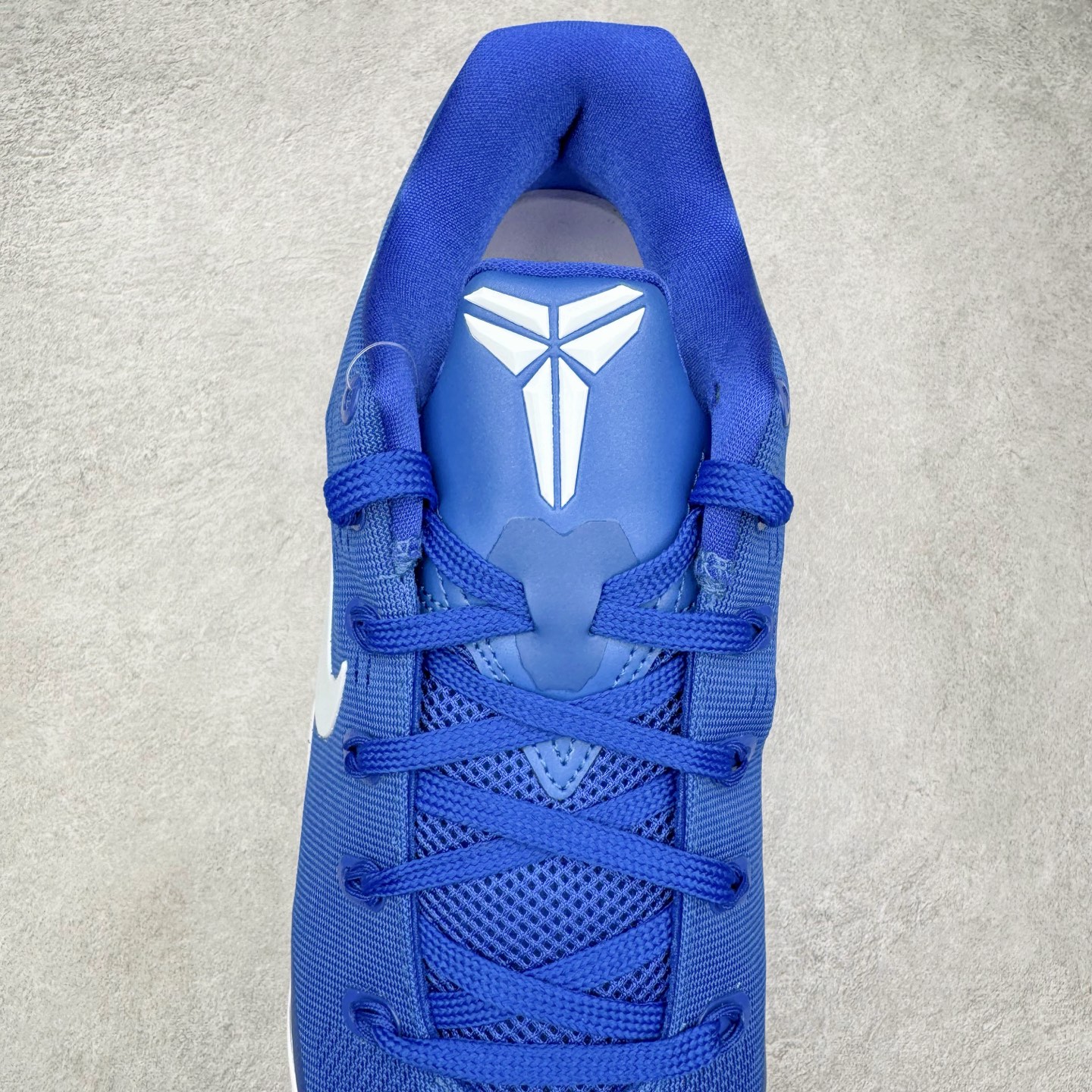 图片[5]-＃S2纯原 Nike Kobe 9 Low Protro 科比九代舒适减震防滑低帮篮球鞋 蓝色 IH1401-400 React科技鞋垫加持 实战配置直接拉满 原楦纸板开发 鞋身流线型、后跟塑形 区分土肥圆 原厂针织鞋面一针一线匹配原版 全身鞋材卡料色独家定制 唯一万针立体刺绣SWOOSH 真实底模最大48.5 实战利器 专供海外市场 尺码：40 40.5 41 42 42.5 43 44 44.5 45 46 47.5 48.5 （脚宽、脚胖 建议买大半码）-选品中心