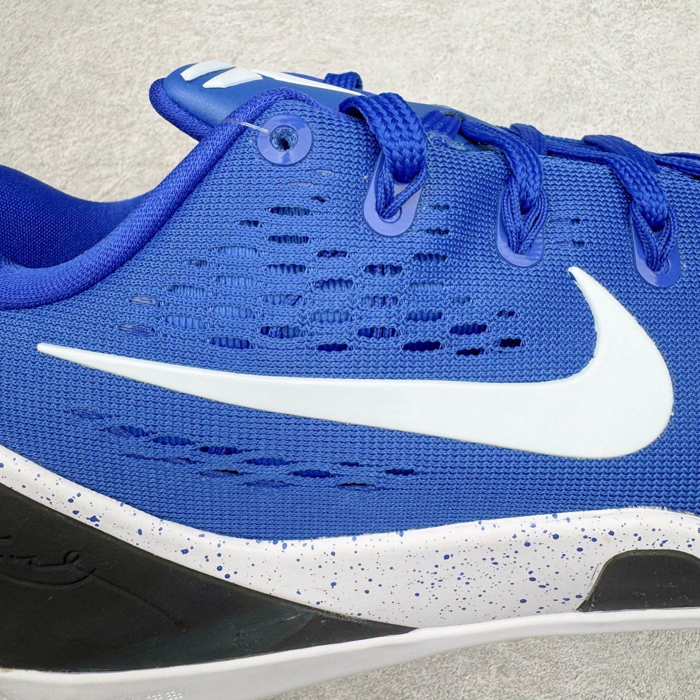 图片[16]-＃S2纯原 Nike Kobe 9 Low Protro 科比九代舒适减震防滑低帮篮球鞋 蓝色 IH1401-400 React科技鞋垫加持 实战配置直接拉满 原楦纸板开发 鞋身流线型、后跟塑形 区分土肥圆 原厂针织鞋面一针一线匹配原版 全身鞋材卡料色独家定制 唯一万针立体刺绣SWOOSH 真实底模最大48.5 实战利器 专供海外市场 尺码：40 40.5 41 42 42.5 43 44 44.5 45 46 47.5 48.5 （脚宽、脚胖 建议买大半码）-选品中心