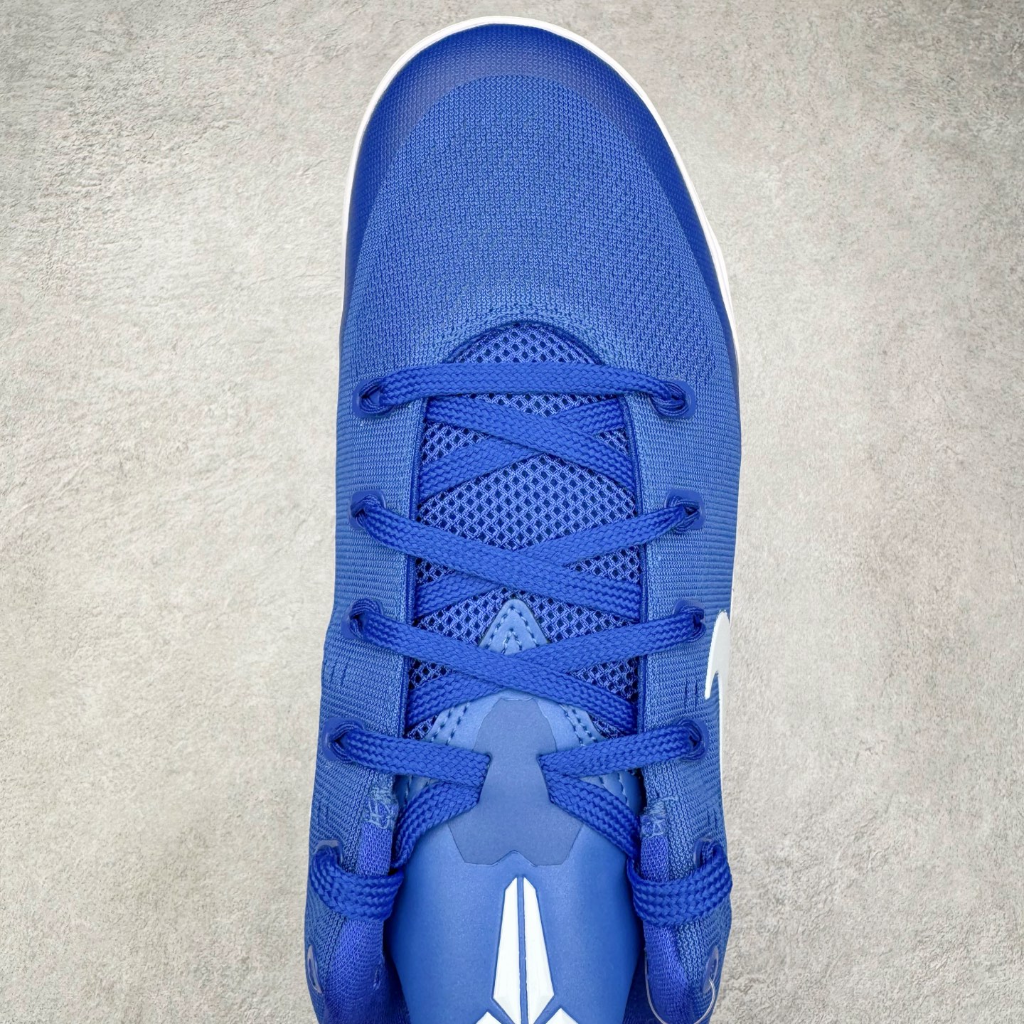 图片[4]-＃S2纯原 Nike Kobe 9 Low Protro 科比九代舒适减震防滑低帮篮球鞋 蓝色 IH1401-400 React科技鞋垫加持 实战配置直接拉满 原楦纸板开发 鞋身流线型、后跟塑形 区分土肥圆 原厂针织鞋面一针一线匹配原版 全身鞋材卡料色独家定制 唯一万针立体刺绣SWOOSH 真实底模最大48.5 实战利器 专供海外市场 尺码：40 40.5 41 42 42.5 43 44 44.5 45 46 47.5 48.5 （脚宽、脚胖 建议买大半码）-选品中心