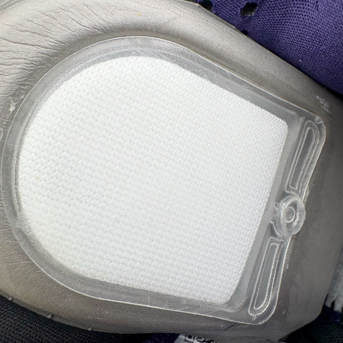 图片[10]-＃纯原 Supreme x Nk Dunk SB Dunk Low 舒适 防滑耐磨低帮板鞋 男女同款 联名欧洲限定紫色 HQ8487-500 独家原厂航空铝磨具打磨大底 鞋头坡度极致还原 原盒原配 圈内天花板工艺 原厂冲刀 超高清洁度 全鞋零毛边皮料切割 全套原楦原模倾力打造完美版型 采用原厂百宏鞋带以及原厂百宏织唛舌标 内标可供原厂几率过验 原厂中底布黄色点胶 原厂中底布拉帮走线遵循公司‼️尺码：36 36.5 37.5 38 38.5 39 40 40.5 41 42 42.5 43 44 44.5 45 46 47.5-选品中心