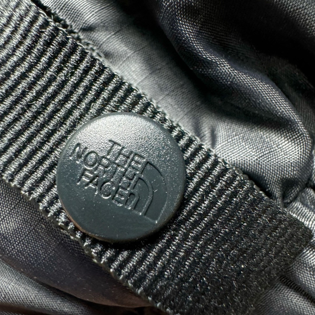 图片[11]-＃K版暖冬福利 THE NORTH FACE 1996 Nuptse 北面经典拼色系列户外羽绒服 全程亲手操刀全程跟踪自主订单 纯正美版原版开发回避市场错误版型雷区 中高端提平台外贸客户首选版本 细节领先市场 专治各种艺术家臭毛病 超低售后率 万件现货 稳定供应 永不断码 独家定制特调绒区分市面低价棉服 充绒380克以上蓬松饱和度上手秒懂 辅料材料均独家定制区分市场粗材劣质 原版定制防水面料随意检测区分市场 全新定制主标NFC 可随意自主手机检测 尺码：XS-XXXL-选品中心