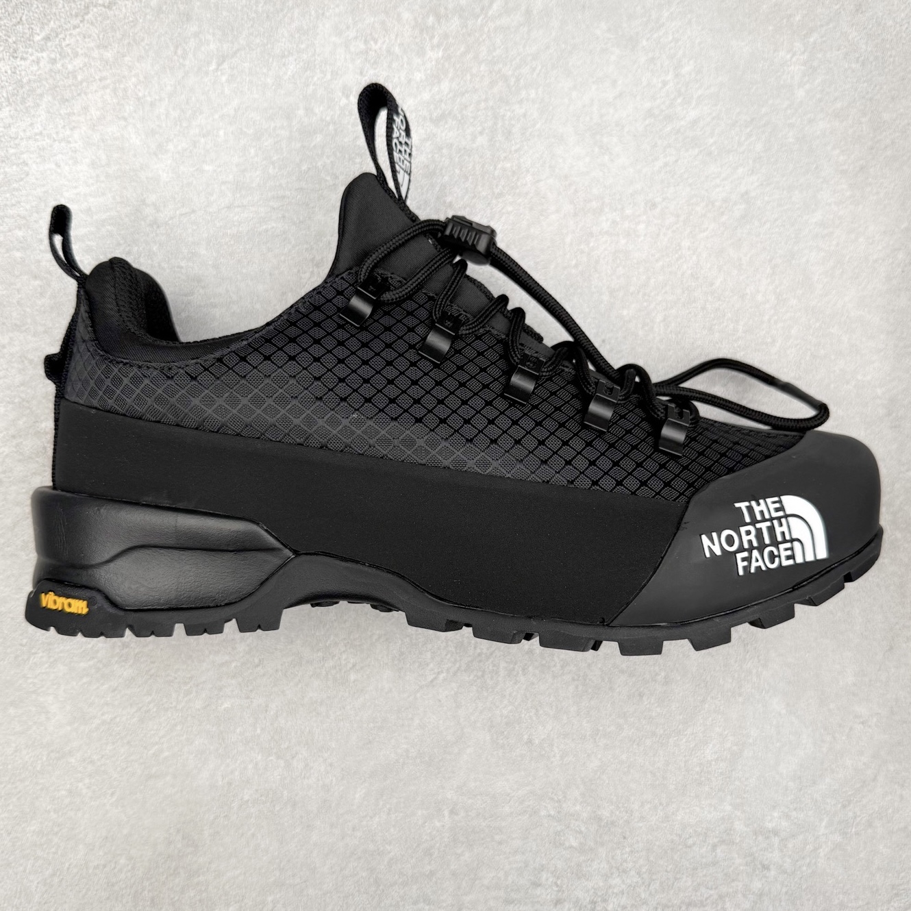 THE NORTH FACE GLENCLYFFE 北面格伦斯尼斯系列低帮机能户外风徒步登山运动训练鞋 舒适百搭织物低帮休闲城市通勤跑步鞋 原楦型开发纸版 采用防剐蹭复合麂皮组合模塑鞋头橡胶片鞋面材质 中底嵌入EVA缓震组合耐磨锯齿耐磨橡胶大底 尺码：37 38 38.5 39 40 40.5 41 42 42.5 43 44 44.5 45-选品中心