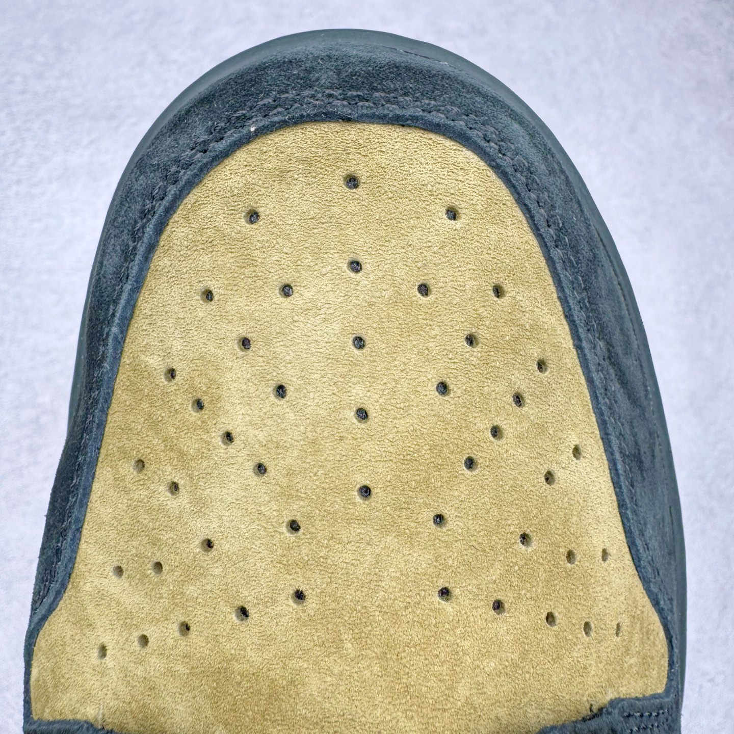 图片[16]-＃纯原 Supreme x Nk Dunk SB Dunk Low 舒适 防滑耐磨低帮板鞋 男女同款 联名亚洲限定黑黄 HQ8487-300 独家原厂航空铝磨具打磨大底 鞋头坡度极致还原 原盒原配 圈内天花板工艺 原厂冲刀 超高清洁度 全鞋零毛边皮料切割 全套原楦原模倾力打造完美版型 采用原厂百宏鞋带以及原厂百宏织唛舌标 内标可供原厂几率过验 原厂中底布黄色点胶 原厂中底布拉帮走线遵循公司‼️尺码：36 36.5 37.5 38 38.5 39 40 40.5 41 42 42.5 43 44 44.5 45 46 47.5-选品中心