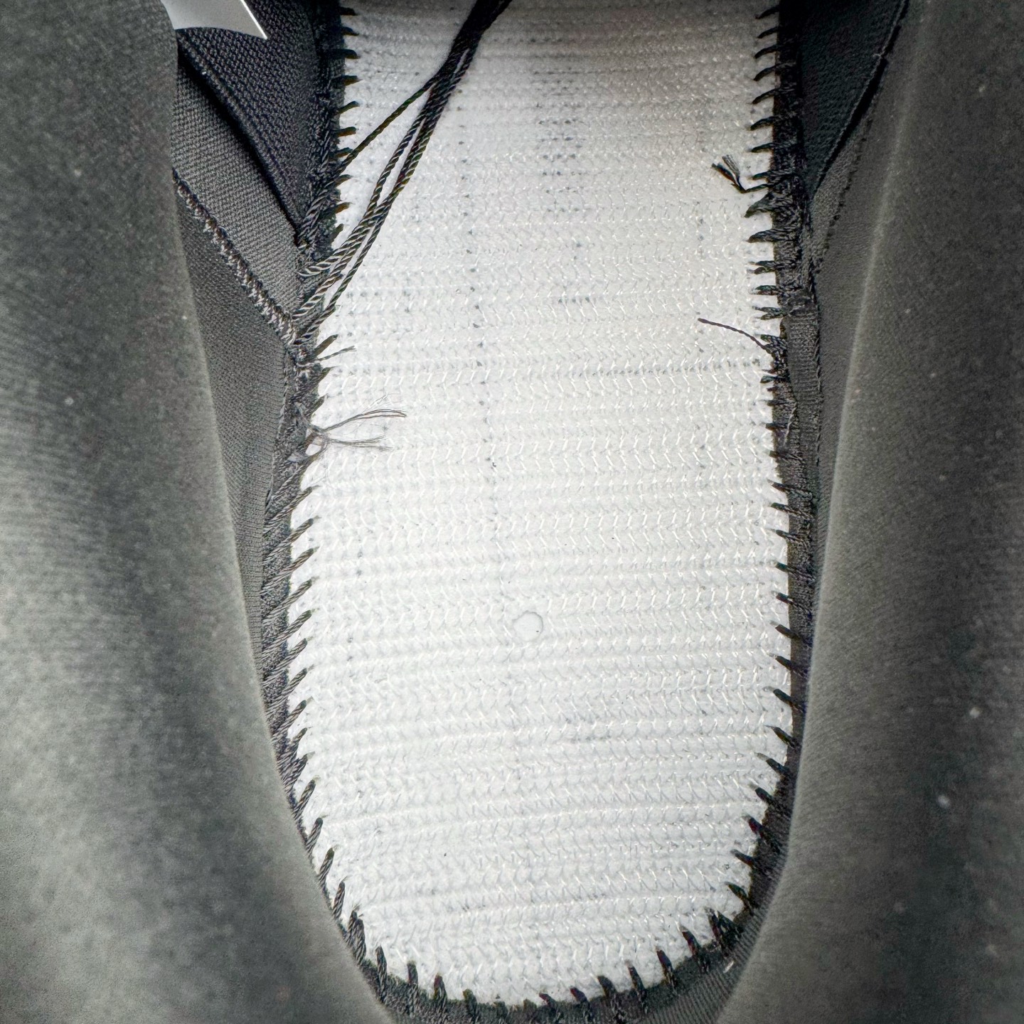 图片[20]-＃纯原 Supreme x Nk Dunk SB Dunk Low 舒适 防滑耐磨低帮板鞋 男女同款 联名亚洲限定黑黄 HQ8487-300 独家原厂航空铝磨具打磨大底 鞋头坡度极致还原 原盒原配 圈内天花板工艺 原厂冲刀 超高清洁度 全鞋零毛边皮料切割 全套原楦原模倾力打造完美版型 采用原厂百宏鞋带以及原厂百宏织唛舌标 内标可供原厂几率过验 原厂中底布黄色点胶 原厂中底布拉帮走线遵循公司‼️尺码：36 36.5 37.5 38 38.5 39 40 40.5 41 42 42.5 43 44 44.5 45 46 47.5-选品中心