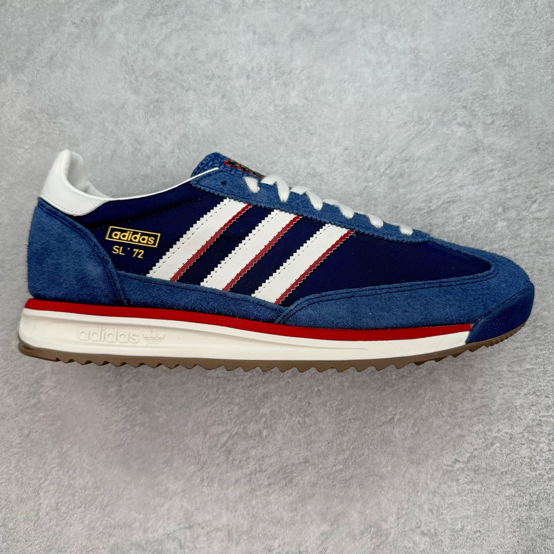 ＃CS纯原福利 AD Wmns SL72 OG 系列德训足球风百搭低帮休闲运动板鞋 采用高弹EVA+MODEL+RB三层组合底 区别市面RB一体大底 三层组合鞋底重量与原鞋一致 Originals 将有「T 头鞋」造型的诞生于 1972 年的 SL72 鞋款复刻带回 各位买鞋又有新选择了 1972 年 SL72 问世后 引领了后来阿迪达斯的跑鞋发展方向 其中「SL」代表了 Super Light 彰显了产品轻便的特性 1972 年 SL72 问世后 引领了后来阿迪达斯的跑鞋发展方向 其中「SL」代表了 Super Light 彰显了产品轻便的特性 这次 Originals 延续其轻质经典的基因 带来男女两款 SL72 男生款带来 SL72 RS 鞋型 RS 意为 Reshaped（重塑）鞋款在保留了经典的外观基础上 在尼龙材质里增加了填充物 使鞋型更加挺立和饱满 鞋头则更加圆润 鞋底的 EVA 材质则增加了鞋款的高度 女生款则带来 SL72 OG W 鞋型 OG 顾名思义则是致敬经典款式 相较于 RS（Reshaped）鞋款 鞋身更加纤细 其整体鞋身轮廓、线条、细节、材质上尊崇 70 年代 SL72 的设计 还原经典味道 尺码：36 36⅔ 37⅓ 38 38⅔ 39⅓ 40 40⅔ 41⅓ 42 42⅔ 43⅓ 44 44⅔ 45-选品中心