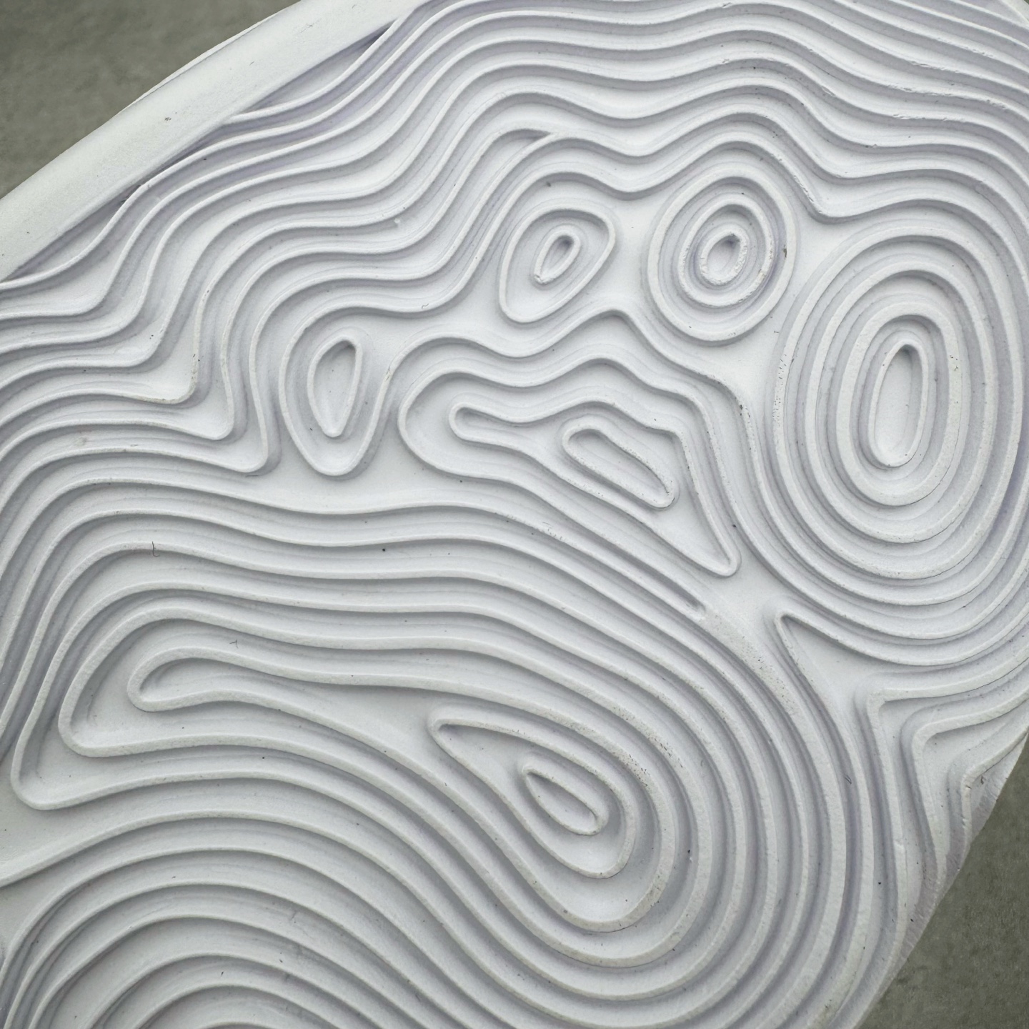 图片[16]-＃S2纯原 Nike Kobe 9 Low Protro 科比九代舒适减震防滑低帮篮球鞋 湖人白紫 IH1401-100 React科技鞋垫加持 实战配置直接拉满 原楦纸板开发 鞋身流线型、后跟塑形 区分土肥圆 原厂针织鞋面一针一线匹配原版 全身鞋材卡料色独家定制 唯一万针立体刺绣SWOOSH 真实底模最大48.5 实战利器 专供海外市场 尺码：40 40.5 41 42 42.5 43 44 44.5 45 46 47.5 48.5 （脚宽、脚胖 建议买大半码）-选品中心