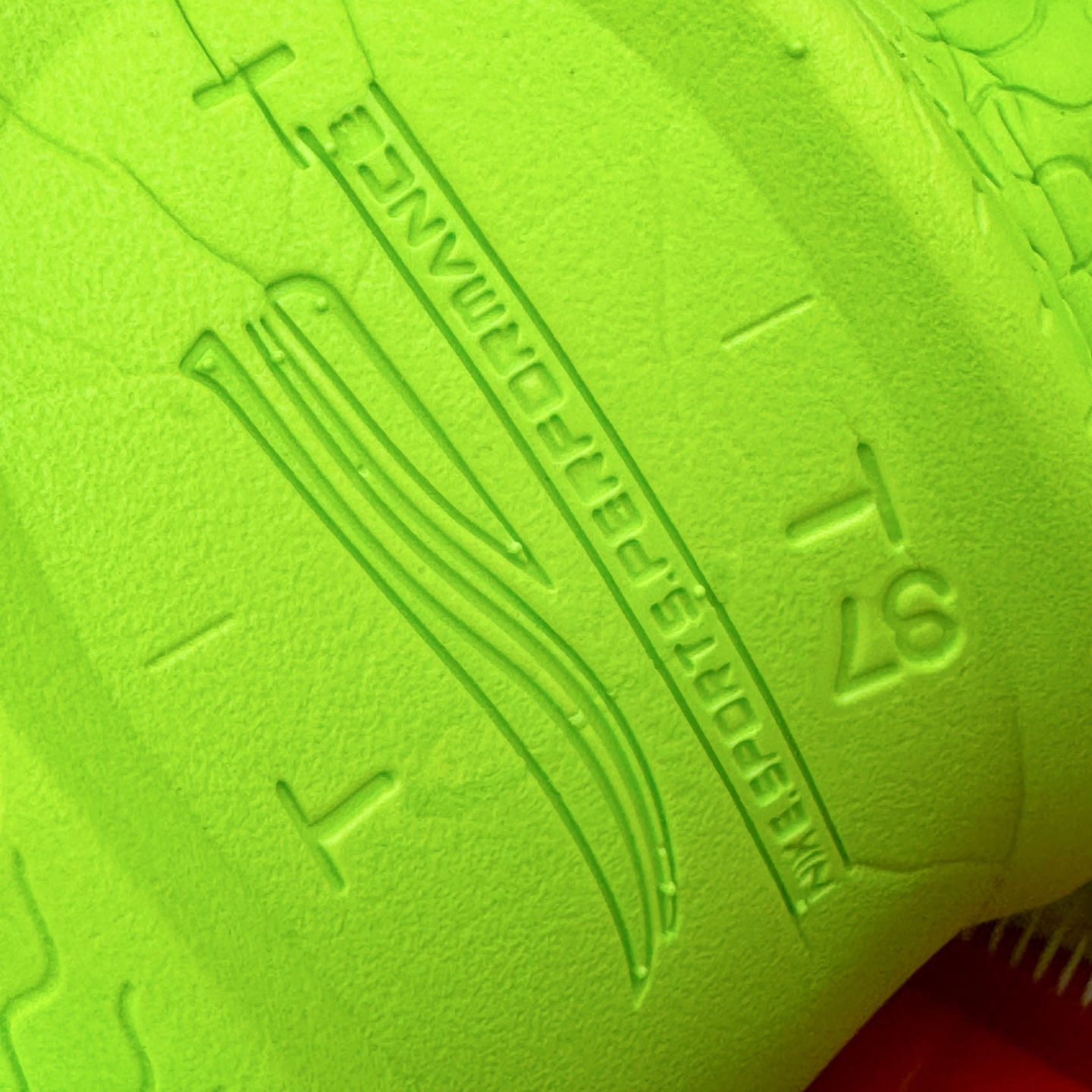 图片[11]-＃灭世纯原 NK Zoom GT CUT 1 低帮实战篮球鞋 IM2130-700 历时三月调试 完美版型独家呈现 独家革新四层加厚复合鞋面 鞋面强度及支撑性能秒杀市场尝鲜纯原 独家内置高韧性TPU抗扭片 尝鲜纯原无抗扭片 原厂ZOOM 配套工艺气垫 澎湃脚感上脚可鉴 区分市场假气垫 低气压气垫 大底正确拼接式SWOOSH图案 区分市场一体式贴膜 原厂REACT中底发泡模具 前掌纹路极其立体 防滑性能优异 实战出真知 历经多位圈内大神实战测试 尺码：39 40 40.5 41 42 42.5 43 44 44.5 45 46-选品中心