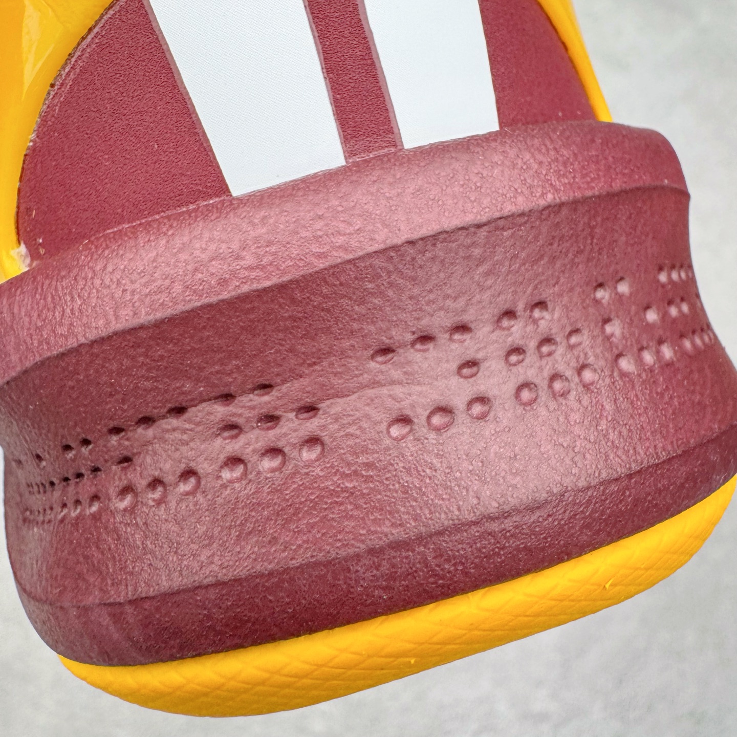 图片[19]-＃GX NK Zoom Kobe Ⅷ System 科比8代复刻实战运动低帮文化篮球鞋 USC 南加大 HF7484 完美复刻公司货 React科技鞋垫加持 实战配置直接拉满 原楦纸板开发 鞋身流线型、后跟塑形 区分土肥圆 原厂针织鞋面一针一线匹配原版 全身鞋材卡料色独家定制 唯一万针立体刺绣SWOOSH 真实底模最大50.5 实战利器 专供海外市场 独立原厂模具 首批不拼图大几率过验 亲测已过 支持各种高强度实战 无需担心 补货周期极长 脚宽建议买大半码 科比系列前掌偏窄 支持七天无理由退换 尺码： 40 40.5 41 42 42.5 43 44 44.5 45 46 47.5 48.5 49.5 50.5-选品中心