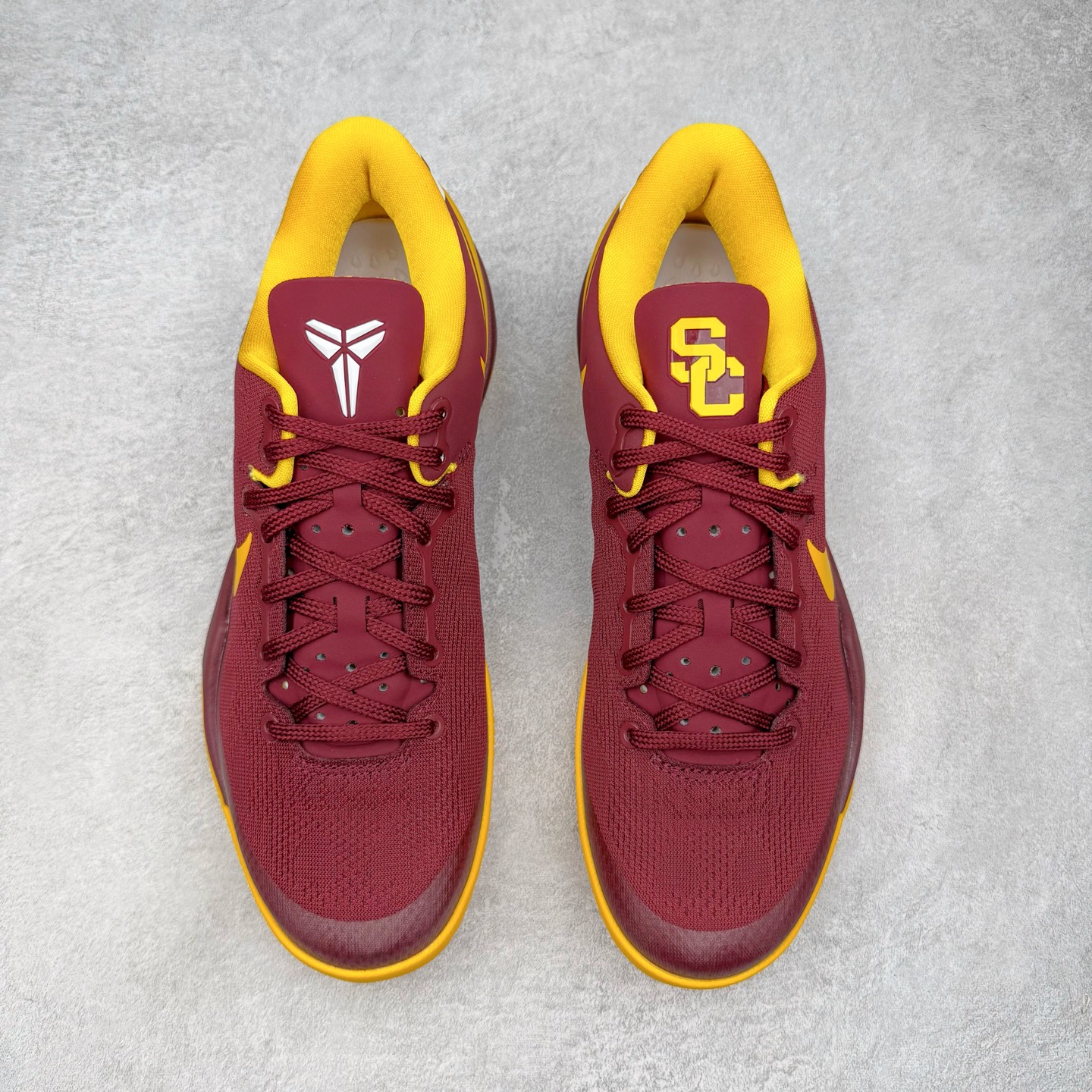 图片[2]-＃GX NK Zoom Kobe Ⅷ System 科比8代复刻实战运动低帮文化篮球鞋 USC 南加大 HF7484 完美复刻公司货 React科技鞋垫加持 实战配置直接拉满 原楦纸板开发 鞋身流线型、后跟塑形 区分土肥圆 原厂针织鞋面一针一线匹配原版 全身鞋材卡料色独家定制 唯一万针立体刺绣SWOOSH 真实底模最大50.5 实战利器 专供海外市场 独立原厂模具 首批不拼图大几率过验 亲测已过 支持各种高强度实战 无需担心 补货周期极长 脚宽建议买大半码 科比系列前掌偏窄 支持七天无理由退换 尺码： 40 40.5 41 42 42.5 43 44 44.5 45 46 47.5 48.5 49.5 50.5-选品中心