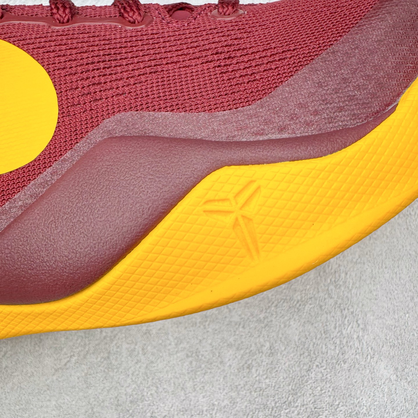 图片[15]-＃GX NK Zoom Kobe Ⅷ System 科比8代复刻实战运动低帮文化篮球鞋 USC 南加大 HF7484 完美复刻公司货 React科技鞋垫加持 实战配置直接拉满 原楦纸板开发 鞋身流线型、后跟塑形 区分土肥圆 原厂针织鞋面一针一线匹配原版 全身鞋材卡料色独家定制 唯一万针立体刺绣SWOOSH 真实底模最大50.5 实战利器 专供海外市场 独立原厂模具 首批不拼图大几率过验 亲测已过 支持各种高强度实战 无需担心 补货周期极长 脚宽建议买大半码 科比系列前掌偏窄 支持七天无理由退换 尺码： 40 40.5 41 42 42.5 43 44 44.5 45 46 47.5 48.5 49.5 50.5-选品中心