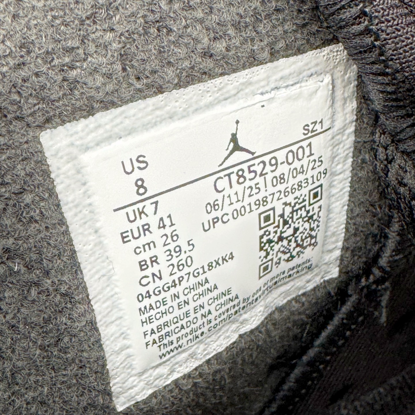 图片[13]-＃Ljr特供 Air Jordan AJ6 Retro 反转红外线 CT8529-001 全新改良批次 圈内最强倒钩系列 恪守真诚 承诺混一赔十 高端零售裸鞋圈特供批次 SZ原厂全套原楦原纸板冲刀磨具开发 原厂皮料加持 原厂港宝加持定型后跟R度完美 同源原厂电绣 飞翼针数密度立体效果一致 百分百一致原鞋 原厂拉帮工艺 针距密度一致 后跟弧度收口自然不对折 极致一眼正品既视感 进口玻璃冲刀皮料裁剪零毛边 全鞋电脑针车工艺 品控清洁度最高QC检验标准 免检产品 原厂订购鞋盒、鞋标、防尘纸、鞋撑、鞋带 追求极致的原厂味道 尺码：40.5 41 42 42.5 43 44 44.5 45 46 47.5 48.5-选品中心