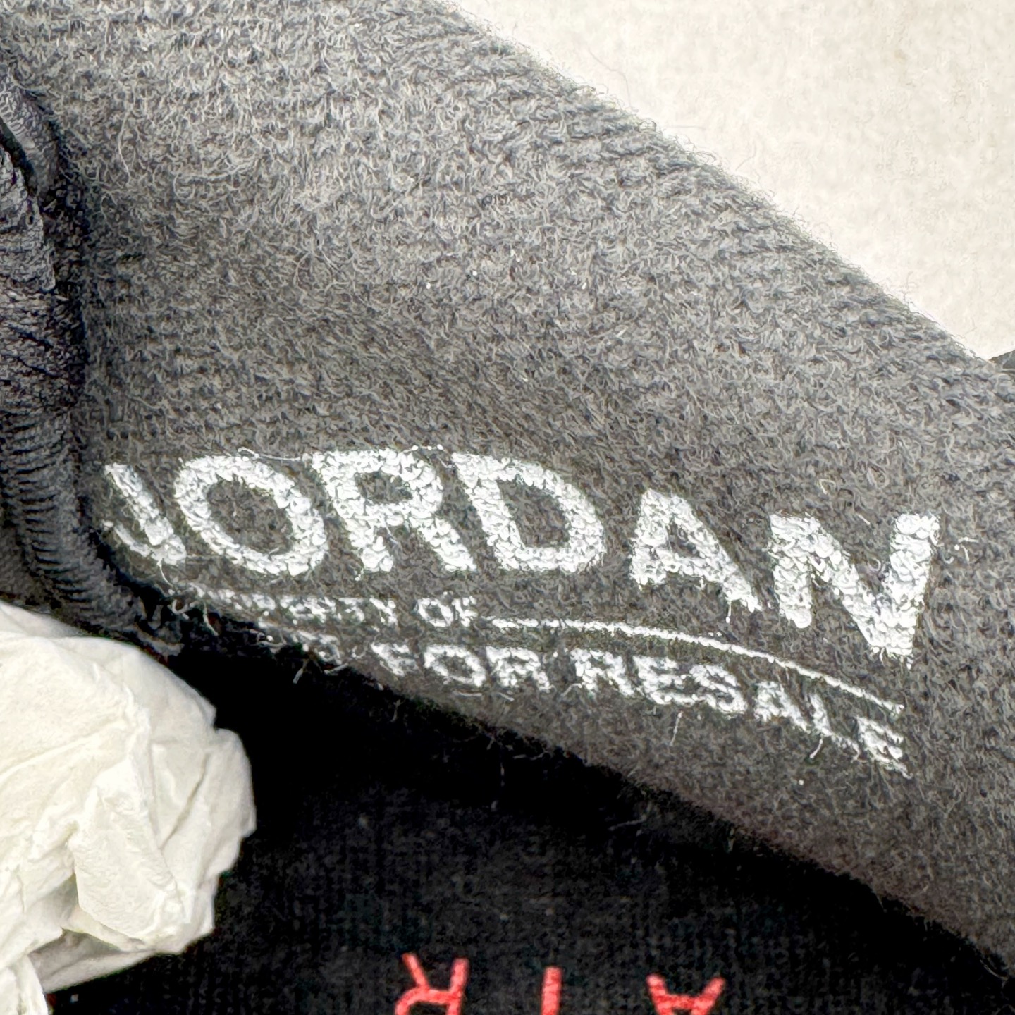 图片[11]-＃Ljr特供 Air Jordan AJ6 Retro 反转红外线 CT8529-001 全新改良批次 圈内最强倒钩系列 恪守真诚 承诺混一赔十 高端零售裸鞋圈特供批次 SZ原厂全套原楦原纸板冲刀磨具开发 原厂皮料加持 原厂港宝加持定型后跟R度完美 同源原厂电绣 飞翼针数密度立体效果一致 百分百一致原鞋 原厂拉帮工艺 针距密度一致 后跟弧度收口自然不对折 极致一眼正品既视感 进口玻璃冲刀皮料裁剪零毛边 全鞋电脑针车工艺 品控清洁度最高QC检验标准 免检产品 原厂订购鞋盒、鞋标、防尘纸、鞋撑、鞋带 追求极致的原厂味道 尺码：40.5 41 42 42.5 43 44 44.5 45 46 47.5 48.5-选品中心