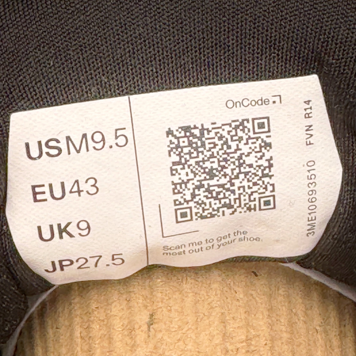 图片[11]-＃M纯原 LOEWE x On Cloudtilt 2.0 昂跑罗意威联名 圆头系带生活休闲鞋 此运动品牌 开创于2010年 缓震着陆、强效回弹、轻柔质感的设计构思始终是ON研制关键 与此同时基于“为全球提供革新性的跑步感受”信念 陆续推出了多款跑鞋及其以专业运动人体跑步工程学为设计关键的功能性跑步服饰设备 让跑者不费力气地畅快畅跑 尺码：36 36.5 37.5 38 38.5 39 40 40.5 41 42 42.5 43 44 44.5 45 46-选品中心