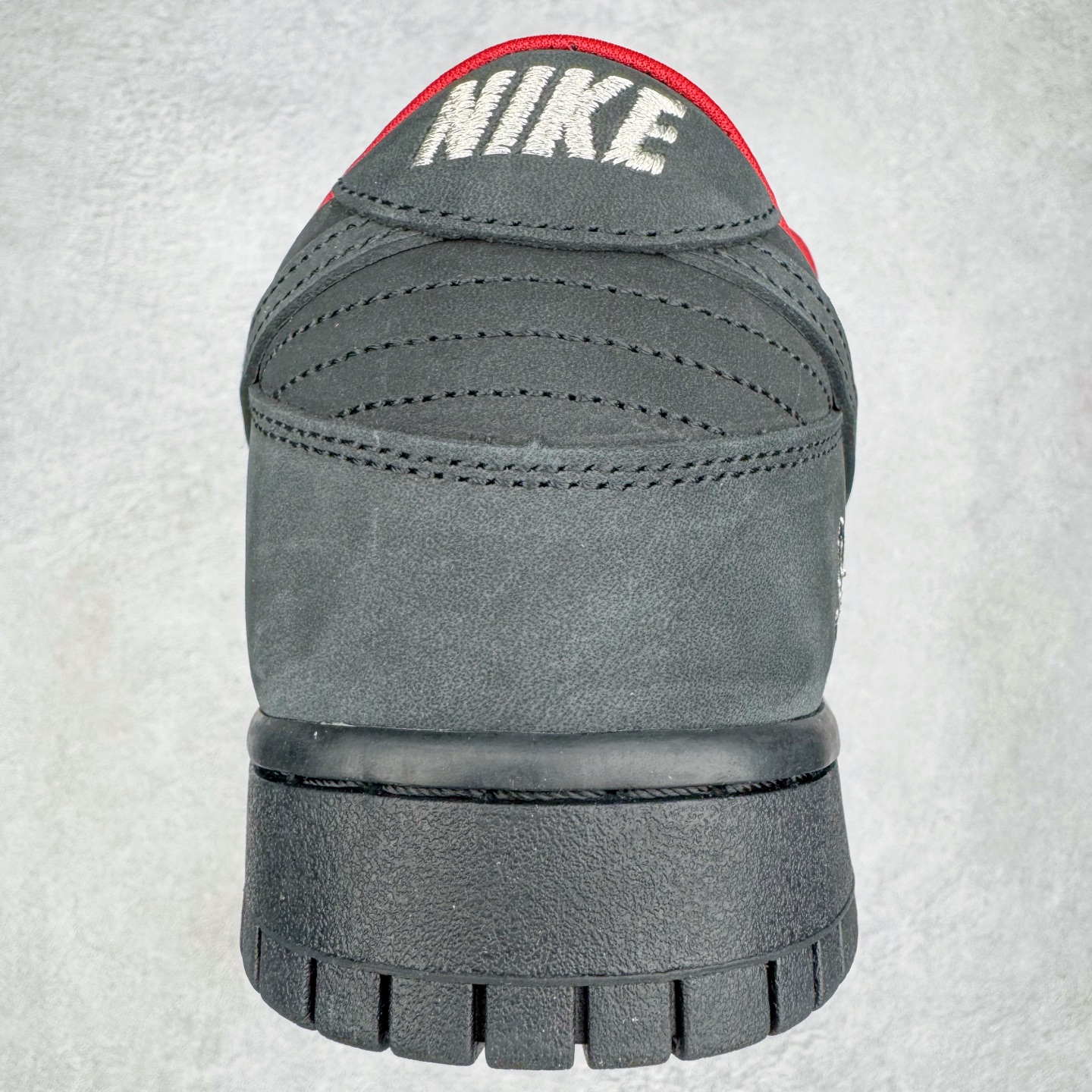 图片[8]-＃纯原 Supreme x Nk Dunk SB Dunk Low 舒适 防滑耐磨低帮板鞋 男女同款 联名亚洲限定黑黄 HQ8487-001 独家原厂航空铝磨具打磨大底 鞋头坡度极致还原 原盒原配 圈内天花板工艺 原厂冲刀 超高清洁度 全鞋零毛边皮料切割 全套原楦原模倾力打造完美版型 采用原厂百宏鞋带以及原厂百宏织唛舌标 内标可供原厂几率过验 原厂中底布黄色点胶 原厂中底布拉帮走线遵循公司‼️尺码：36 36.5 37.5 38 38.5 39 40 40.5 41 42 42.5 43 44 44.5 45 46 47.5-选品中心