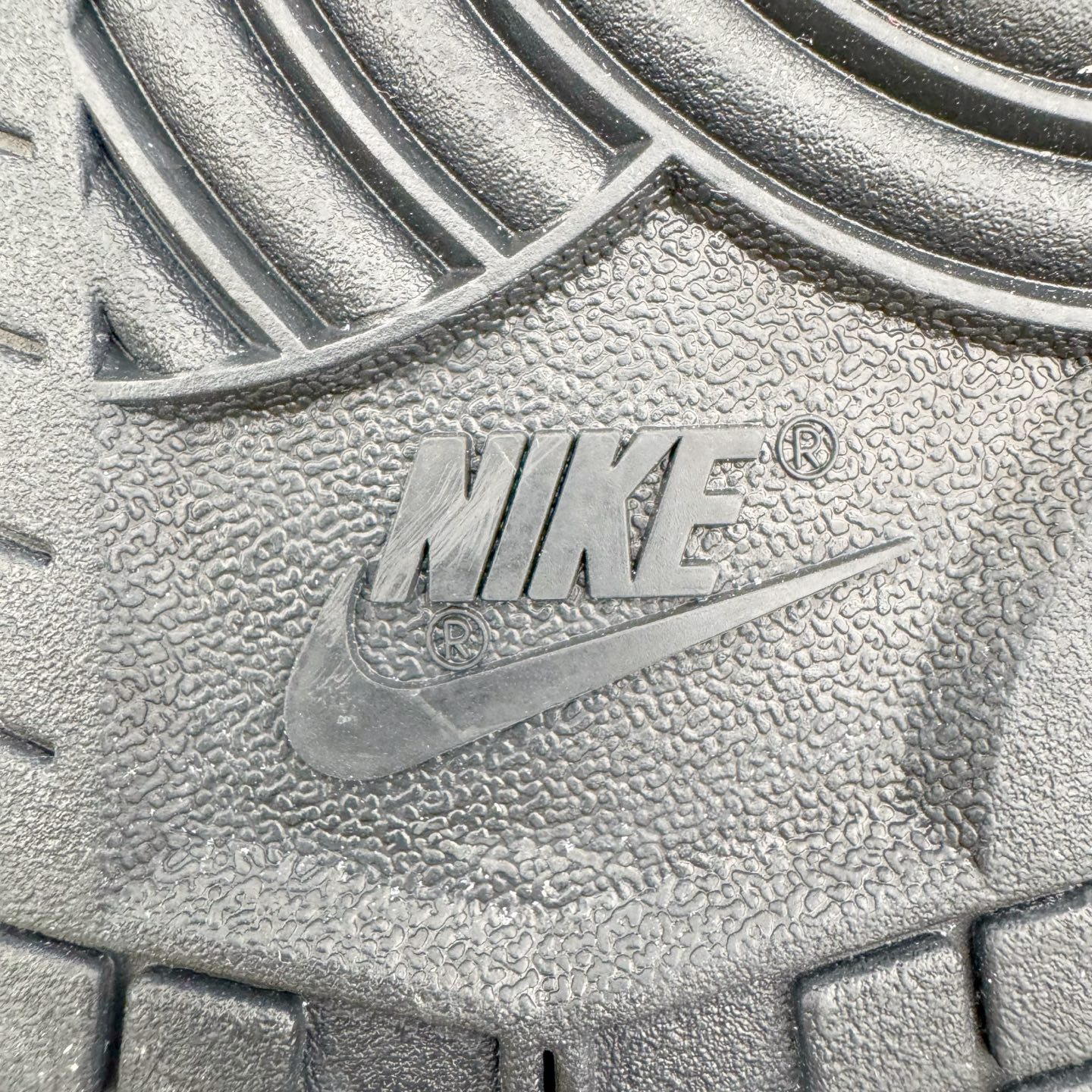 图片[21]-＃纯原 Supreme x Nk Dunk SB Dunk Low 舒适 防滑耐磨低帮板鞋 男女同款 联名美国限定米蓝 HQ8487-400 独家原厂航空铝磨具打磨大底 鞋头坡度极致还原 原盒原配 圈内天花板工艺 原厂冲刀 超高清洁度 全鞋零毛边皮料切割 全套原楦原模倾力打造完美版型 采用原厂百宏鞋带以及原厂百宏织唛舌标 内标可供原厂几率过验 原厂中底布黄色点胶 原厂中底布拉帮走线遵循公司‼️尺码：36 36.5 37.5 38 38.5 39 40 40.5 41 42 42.5 43 44 44.5 45 46 47.5-选品中心