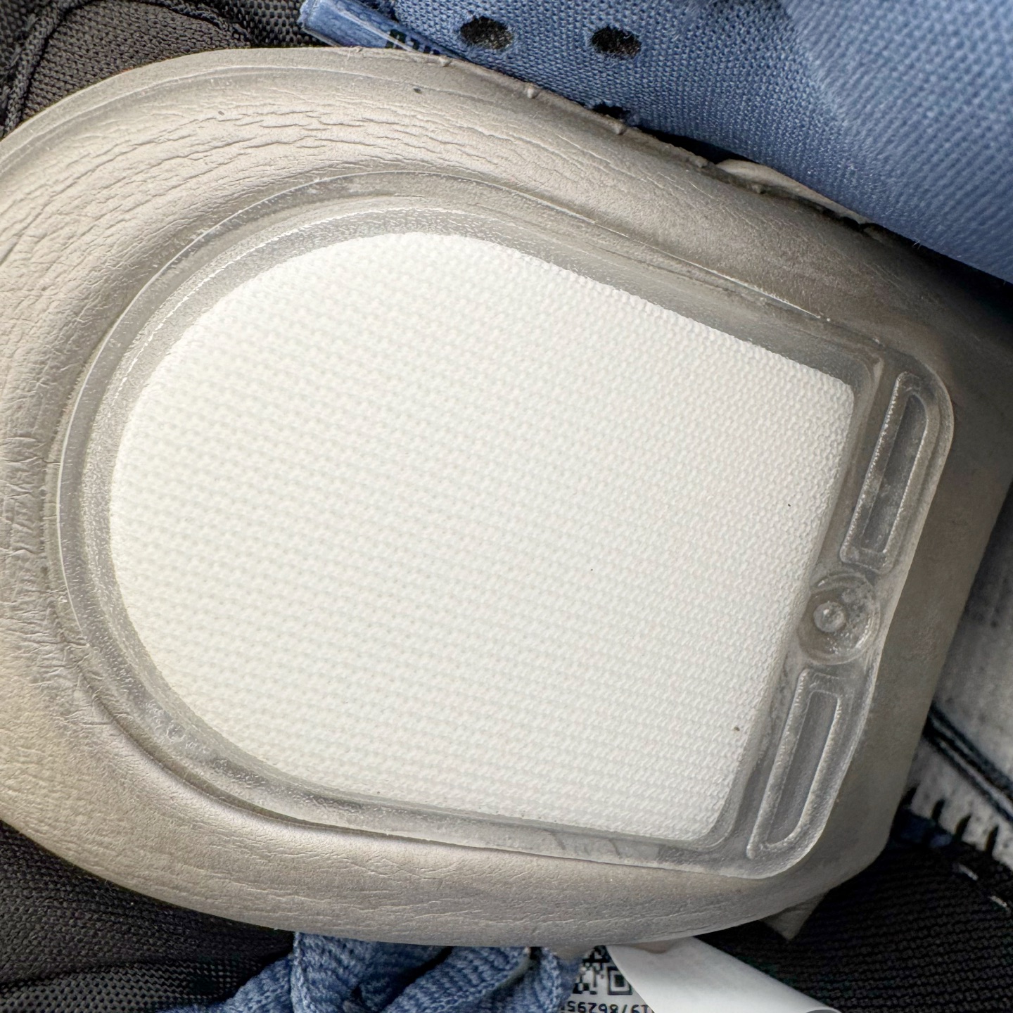 图片[11]-＃纯原 Supreme x Nk Dunk SB Dunk Low 舒适 防滑耐磨低帮板鞋 男女同款 联名美国限定米蓝 HQ8487-400 独家原厂航空铝磨具打磨大底 鞋头坡度极致还原 原盒原配 圈内天花板工艺 原厂冲刀 超高清洁度 全鞋零毛边皮料切割 全套原楦原模倾力打造完美版型 采用原厂百宏鞋带以及原厂百宏织唛舌标 内标可供原厂几率过验 原厂中底布黄色点胶 原厂中底布拉帮走线遵循公司‼️尺码：36 36.5 37.5 38 38.5 39 40 40.5 41 42 42.5 43 44 44.5 45 46 47.5-选品中心