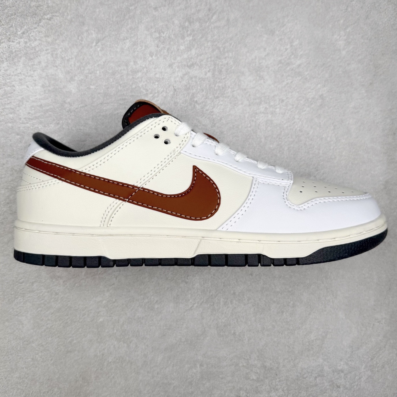 ＃F版 NK Dunk Low IM6670-202 极限压缩利润空间 超乎所想的高性价比 用料绝不含糊 原盒原配 正确耐磨橡胶大底 超高清洁度 全鞋零毛边皮料切割 全套原楦原模倾力打造完美版型 尺码：36 36.5 37.5 38 38.5 39 40 40.5 41 42 42.5 43 44 44.5 45 46 47.5-选品中心