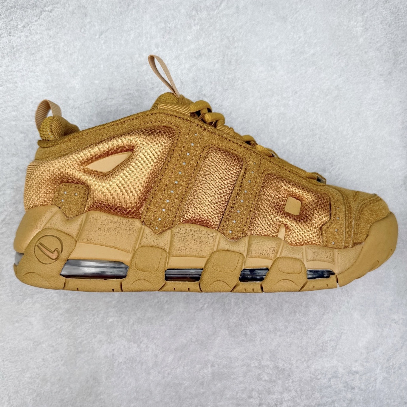 NK Air More Uptempo 皮蓬舒适防滑耐磨 低帮 复古篮球鞋 男女同款 实拍调校N版已经零色差零失真 百分百还原实物色彩所见即所得 不存在货不对板色差等低级问题 选购参考实物拍摄 不混卖不参货 只用心做好货严格选品 承诺混一赔十 尺码:36 36.5 37.5 38 38.5 39 40 40.5 41 42 42.5 43 44 44.5 45-选品中心