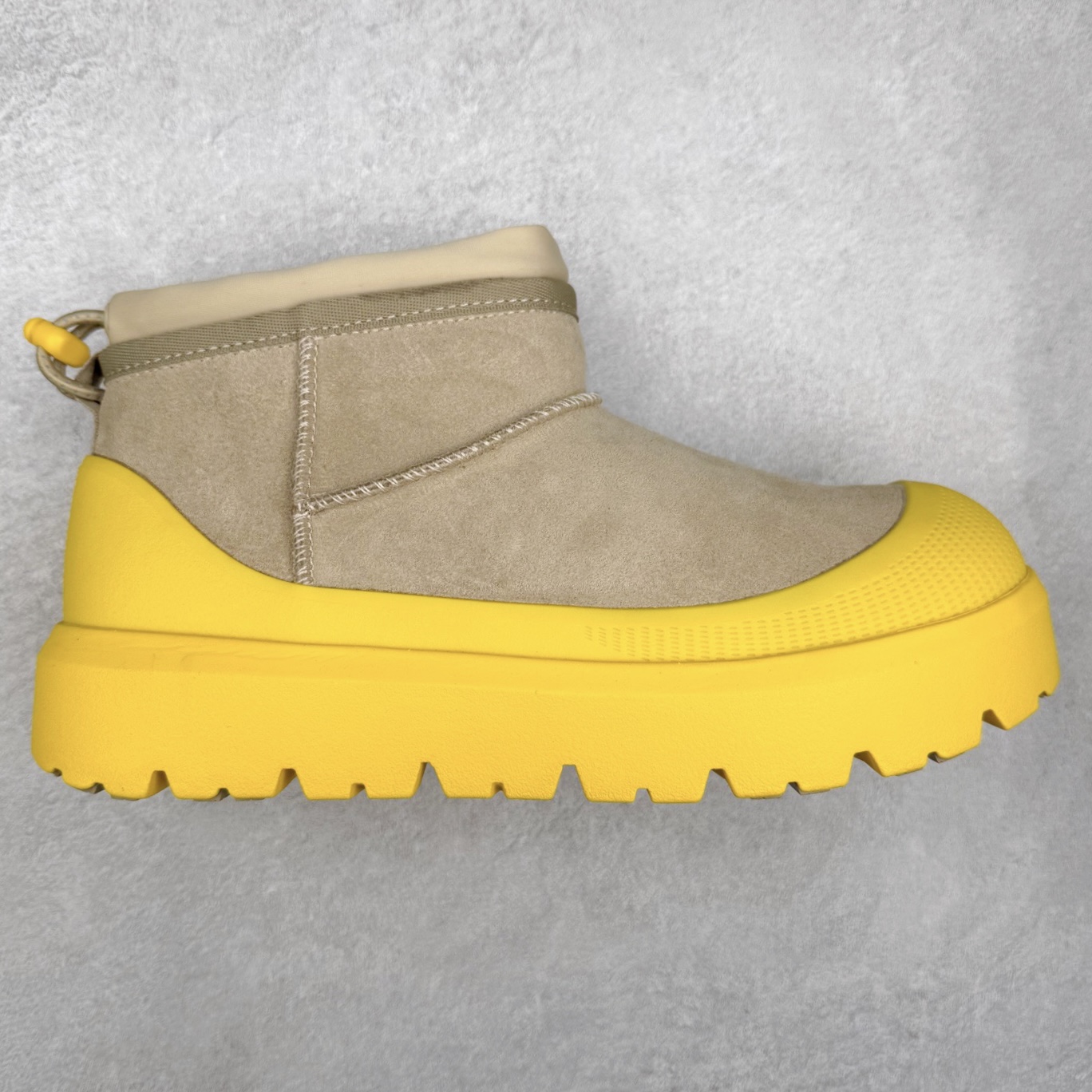 UGG 4196 M Tasman Weather Hybrid 塔斯曼混合系列中帮厚底轻量休闲运动鞋 UGG 2024秋冬新品 机能撞色王一博代言热门大爆款！包头套脚低帮 进口隆丰一级羊皮毛一体 代购专供品质 高弹Modern中底 外置防滑大底 套脚抽绳设计 穿脱十分方便 采用TPU模压定型翻毛皮鞋面材质#选用17毫米UGGPURE™ 植入式羊毛里衬与可拆卸的UGGPURE™ 植入式羊毛鞋垫#包头式EVA轻翼科技外底防滑,耐磨性和良好的弹性❗ 尺码：36/45-选品中心