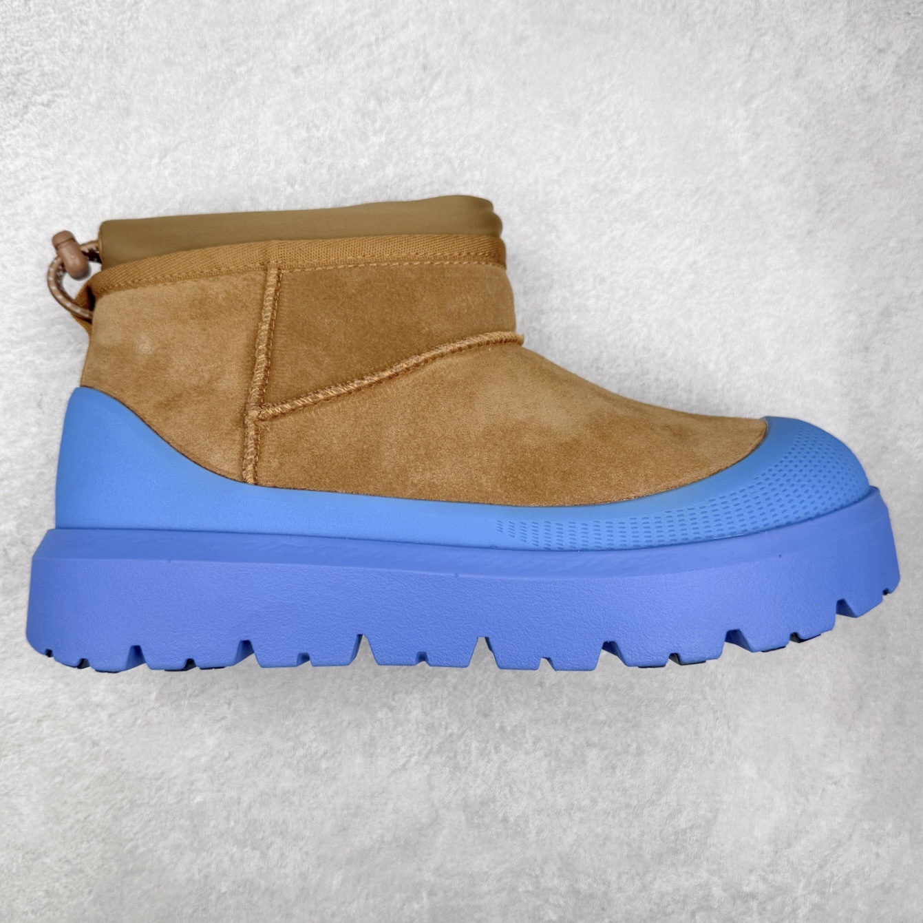 UGG 4196 M Tasman Weather Hybrid 塔斯曼混合系列中帮厚底轻量休闲运动鞋 UGG 2024秋冬新品 机能撞色王一博代言热门大爆款！包头套脚低帮 进口隆丰一级羊皮毛一体 代购专供品质 高弹Modern中底 外置防滑大底 套脚抽绳设计 穿脱十分方便 采用TPU模压定型翻毛皮鞋面材质#选用17毫米UGGPURE™ 植入式羊毛里衬与可拆卸的UGGPURE™ 植入式羊毛鞋垫#包头式EVA轻翼科技外底防滑,耐磨性和良好的弹性❗ 尺码：36/45-选品中心