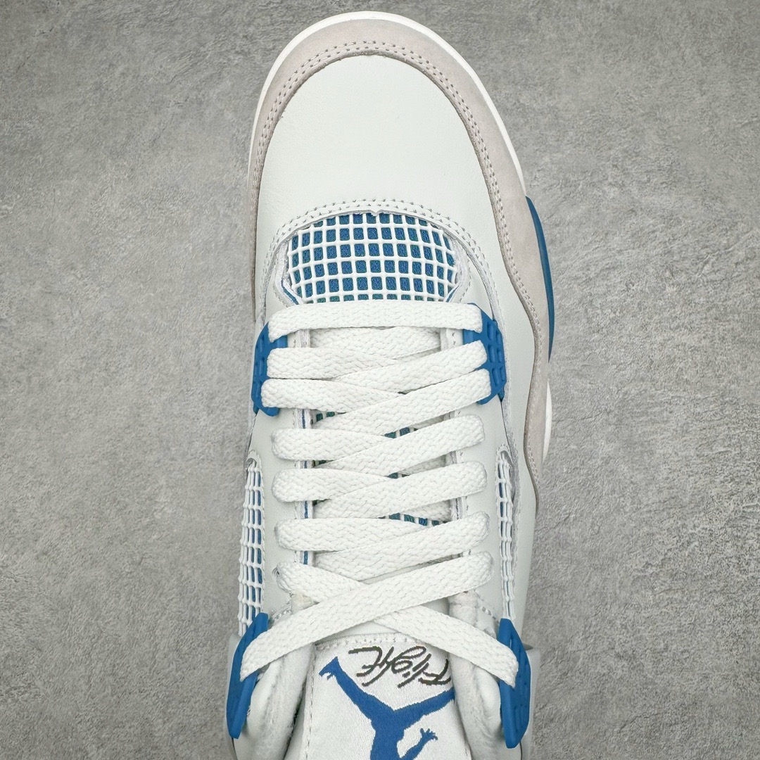 图片[4]-＃Y3纯原福利 Air Jordan AJ4 Retro \\\”Military Blue\\\” 白蓝2024 FV5029-141 市售天花板产物 耗时半年巨作 全套原纸板楦头开发 原厂特供皮料加持 确保原汁原味 完美呈现四代版型 一比一鞋头弧度高度鞋身弧度 数据细节工艺流程均保持原鞋一致 原厂TPU网格鞋带扣 正确内里网布 菱角分明不变形无多余毛边 柔软性质感一致于原鞋 市场唯一原厂鞋扣模具 背面可见隐藏注塑口 原厂织唛标 原厂飞人电绣工艺 尾指中部跳三针 独家绑鞋带手法 印刷中底布 四线拉帮 米色美纹纸贴合固定 进口港宝加持 后跟自然饱满 全鞋荧光划线卡点 追求极致完美 每一双都是工艺品 多重QC质检 超越公司货的品控标准 实实在在的免检产品 尺码对应库存明细‼️-选品中心