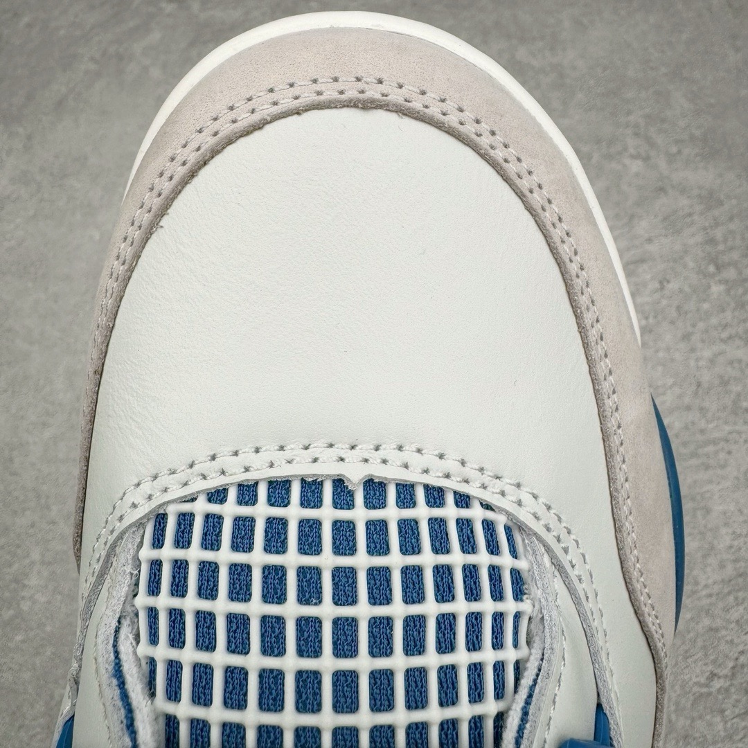 图片[15]-＃Y3纯原福利 Air Jordan AJ4 Retro \\\”Military Blue\\\” 白蓝2024 FV5029-141 市售天花板产物 耗时半年巨作 全套原纸板楦头开发 原厂特供皮料加持 确保原汁原味 完美呈现四代版型 一比一鞋头弧度高度鞋身弧度 数据细节工艺流程均保持原鞋一致 原厂TPU网格鞋带扣 正确内里网布 菱角分明不变形无多余毛边 柔软性质感一致于原鞋 市场唯一原厂鞋扣模具 背面可见隐藏注塑口 原厂织唛标 原厂飞人电绣工艺 尾指中部跳三针 独家绑鞋带手法 印刷中底布 四线拉帮 米色美纹纸贴合固定 进口港宝加持 后跟自然饱满 全鞋荧光划线卡点 追求极致完美 每一双都是工艺品 多重QC质检 超越公司货的品控标准 实实在在的免检产品 尺码对应库存明细‼️-选品中心