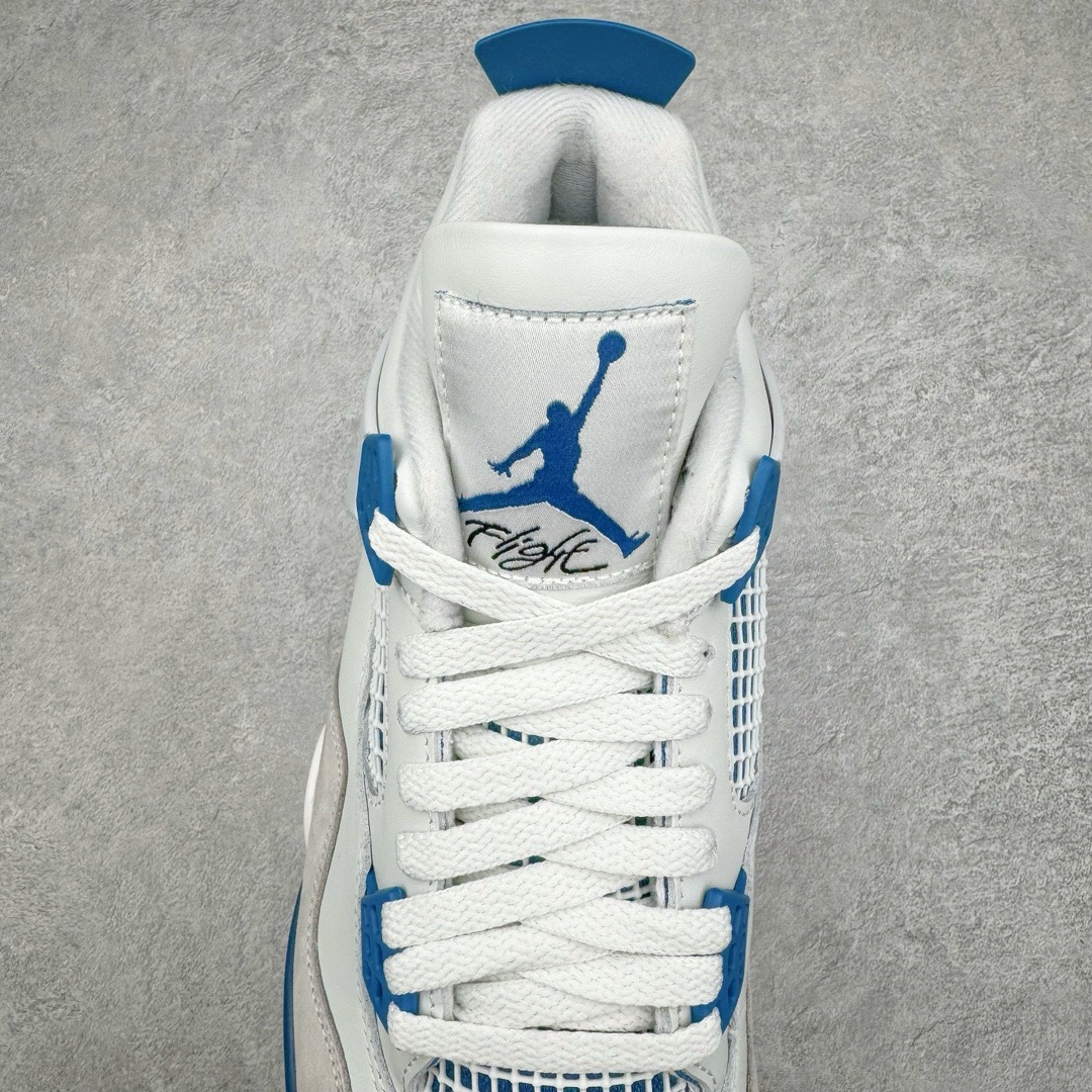 图片[5]-＃Y3纯原福利 Air Jordan AJ4 Retro \\\”Military Blue\\\” 白蓝2024 FV5029-141 市售天花板产物 耗时半年巨作 全套原纸板楦头开发 原厂特供皮料加持 确保原汁原味 完美呈现四代版型 一比一鞋头弧度高度鞋身弧度 数据细节工艺流程均保持原鞋一致 原厂TPU网格鞋带扣 正确内里网布 菱角分明不变形无多余毛边 柔软性质感一致于原鞋 市场唯一原厂鞋扣模具 背面可见隐藏注塑口 原厂织唛标 原厂飞人电绣工艺 尾指中部跳三针 独家绑鞋带手法 印刷中底布 四线拉帮 米色美纹纸贴合固定 进口港宝加持 后跟自然饱满 全鞋荧光划线卡点 追求极致完美 每一双都是工艺品 多重QC质检 超越公司货的品控标准 实实在在的免检产品 尺码对应库存明细‼️-选品中心