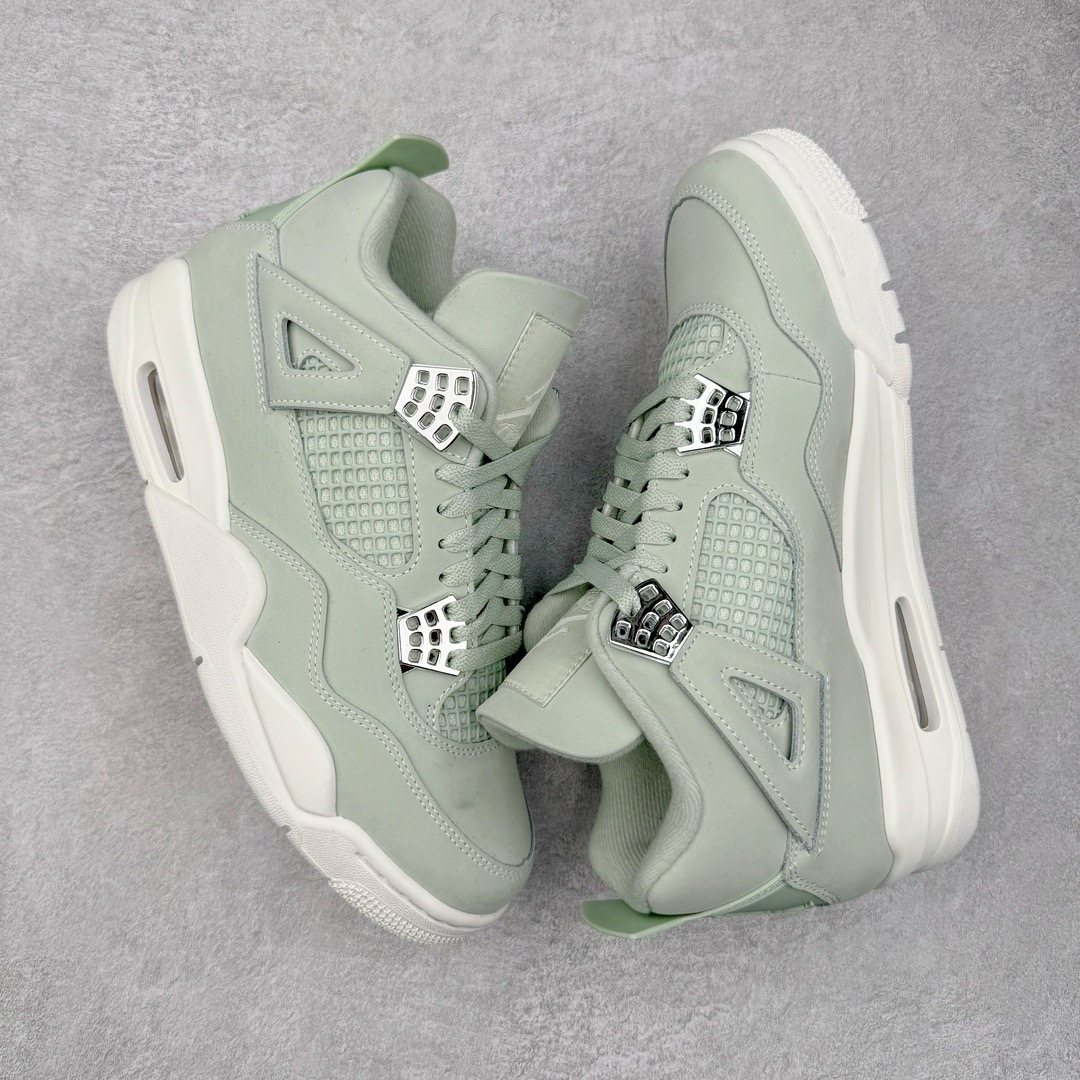 图片[3]-＃Y3纯原福利 Air Jordan AJ4 \\\”Seafoam\\\” 薄荷绿 HV0823-003 市售天花板产物 耗时半年巨作 全套原纸板楦头开发 原厂特供皮料加持 确保原汁原味 完美呈现四代版型 一比一鞋头弧度高度鞋身弧度 数据细节工艺流程均保持原鞋一致 原厂TPU网格鞋带扣 正确内里网布 菱角分明不变形无多余毛边 柔软性质感一致于原鞋 市场唯一原厂鞋扣模具 背面可见隐藏注塑口 原厂织唛标 原厂飞人电绣工艺 尾指中部跳三针 独家绑鞋带手法 印刷中底布 四线拉帮 米色美纹纸贴合固定 进口港宝加持 后跟自然饱满 全鞋荧光划线卡点 追求极致完美 每一双都是工艺品 多重QC质检 超越公司货的品控标准 实实在在的免检产品 尺码对应库存明细‼️-选品中心