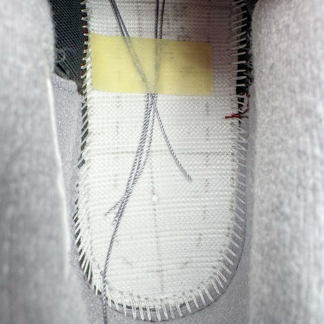 图片[18]-＃Y3纯原福利 Air Jordan AJ4 \\\”Bred Reimagined\\\” 黑红2024 FV5029-006 市售天花板产物 耗时半年巨作 全套原纸板楦头开发 原厂特供皮料加持 确保原汁原味 完美呈现四代版型 一比一鞋头弧度高度鞋身弧度 数据细节工艺流程均保持原鞋一致 原厂TPU网格鞋带扣 正确内里网布 菱角分明不变形无多余毛边 柔软性质感一致于原鞋 市场唯一原厂鞋扣模具 背面可见隐藏注塑口 原厂织唛标 原厂飞人电绣工艺 尾指中部跳三针 独家绑鞋带手法 印刷中底布 四线拉帮 米色美纹纸贴合固定 进口港宝加持 后跟自然饱满 全鞋荧光划线卡点 追求极致完美 每一双都是工艺品 多重QC质检 超越公司货的品控标准 实实在在的免检产品 尺码对应库存明细‼️-选品中心